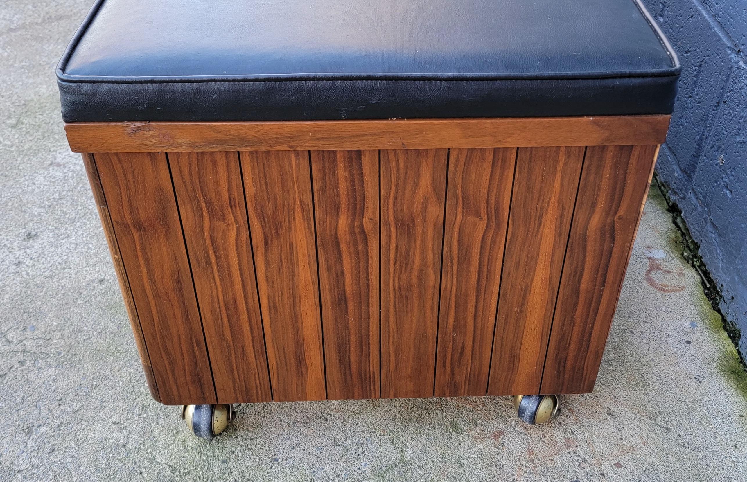 American Lane Cedar Hope Chest Bench with Upholstered Seat