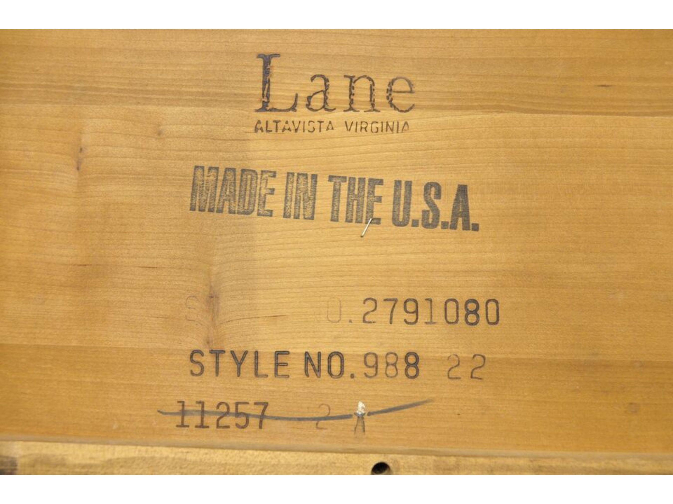 Lane Chippendale Stil gebändert Mahagoni Holz 2 Schublade kleinen Beistelltisch Kommode im Angebot 4