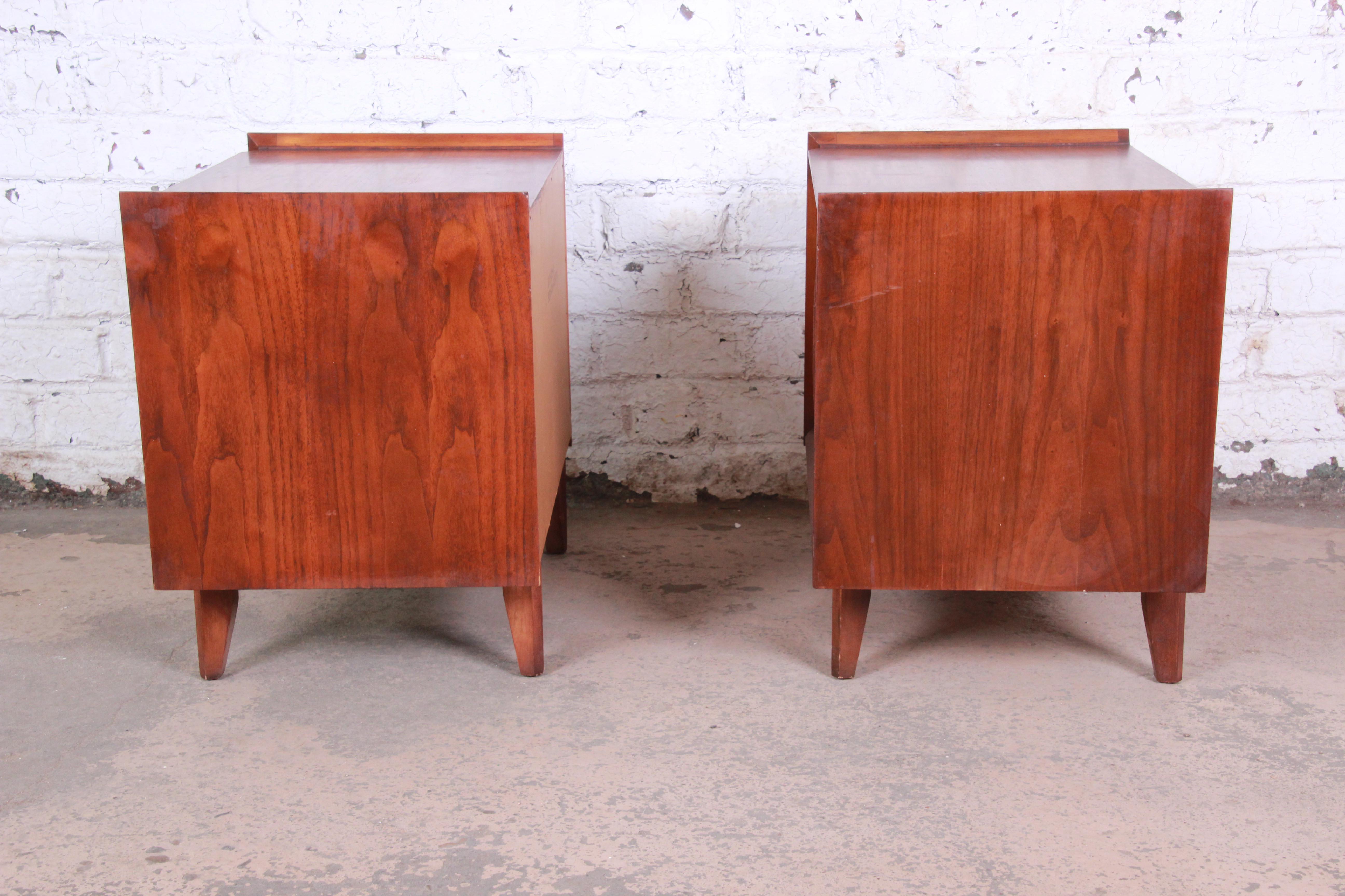 Lane First Edition Mid-Century Modern Sculpted Walnut Nightstands, Pair 1
