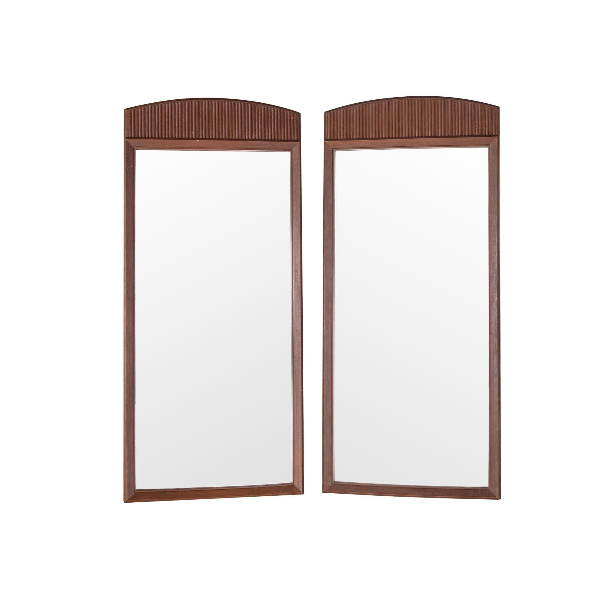 Lane First Edition mid century walnut mirror - a pair

Each mirror measures: 20 wide x 2 deep x 67.5 inches high

This piece is available in what we call Restored Vintage Condition. Upon purchase it is thoroughly cleaned and minor repairs are