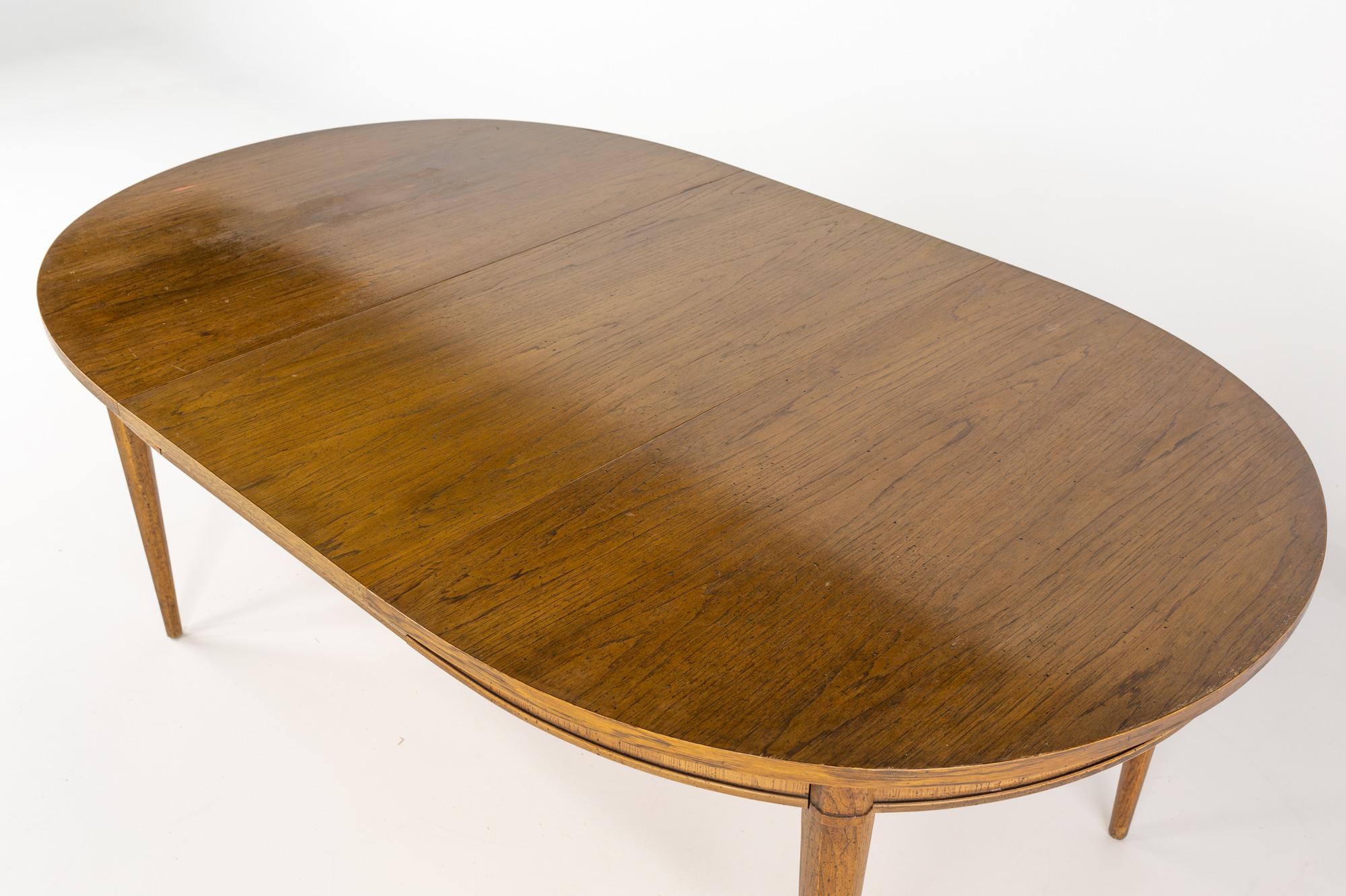 Lane First Edition Style Mid Century Walnut Dining Table with 2 Leaves 6