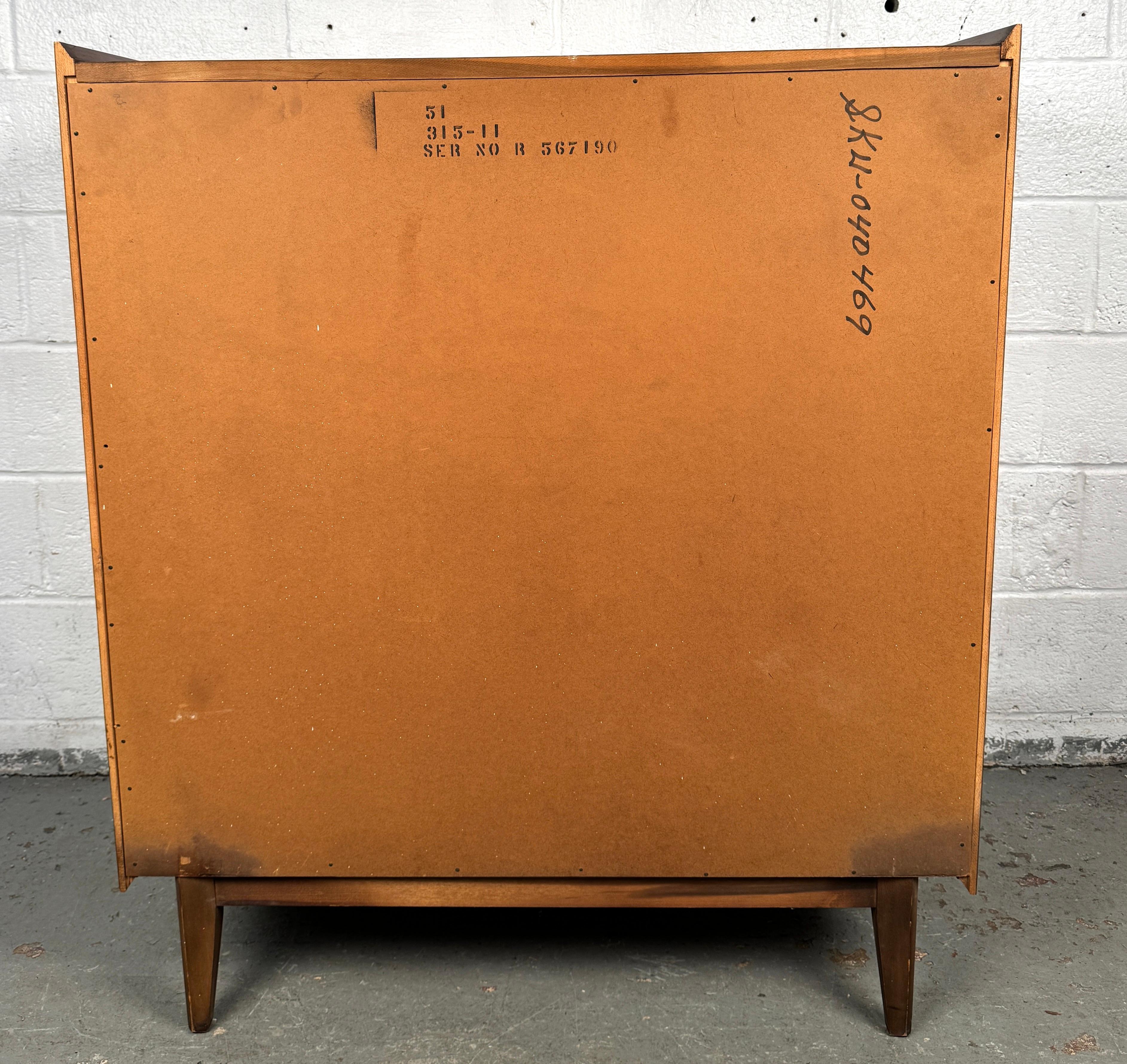 Comò Highboy in noce 