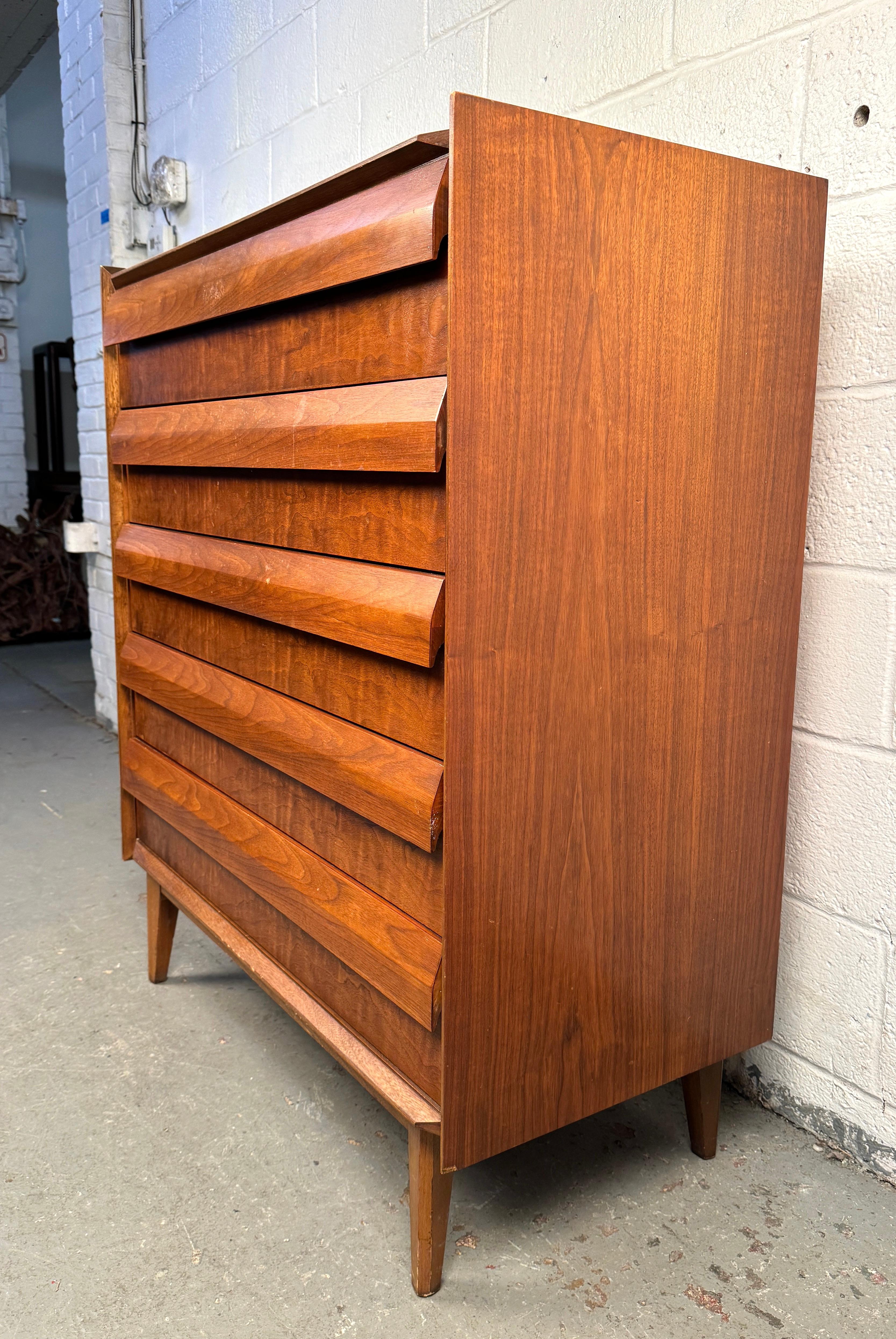Americano Comò Highboy in noce 
