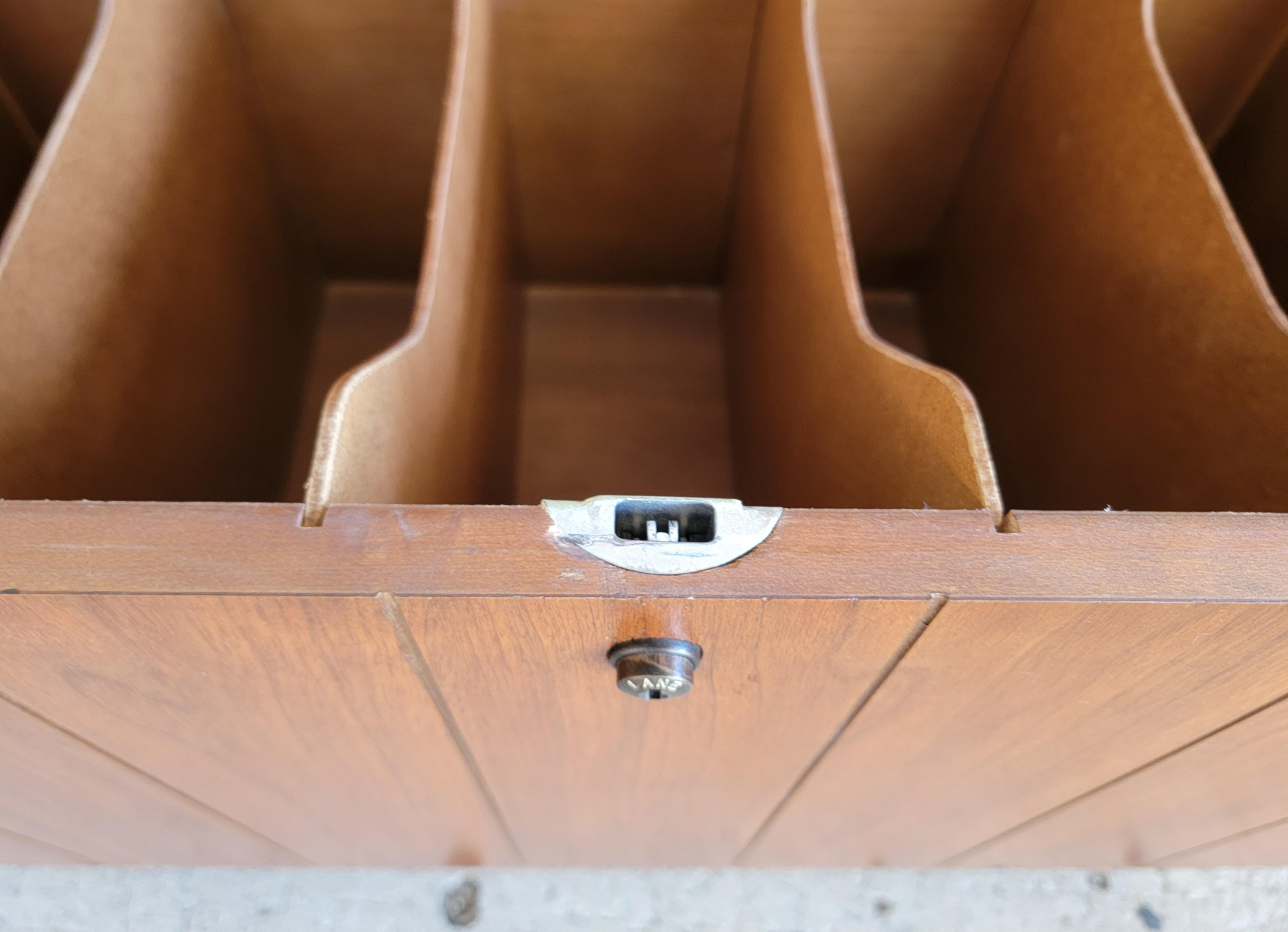 XX secolo Lane Furniture Panca / Baule / Armadio per dischi in vendita