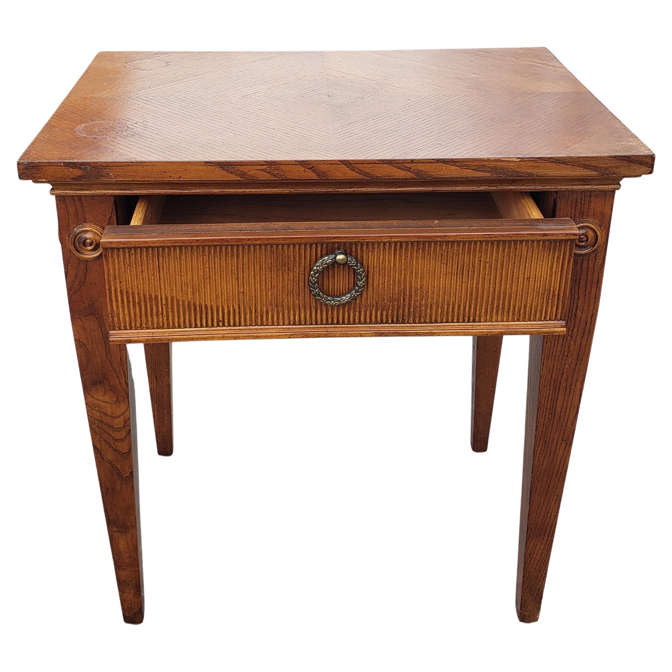 Lane Furniture Fruitwood One-Drawer Side Table In Good Condition For Sale In Germantown, MD