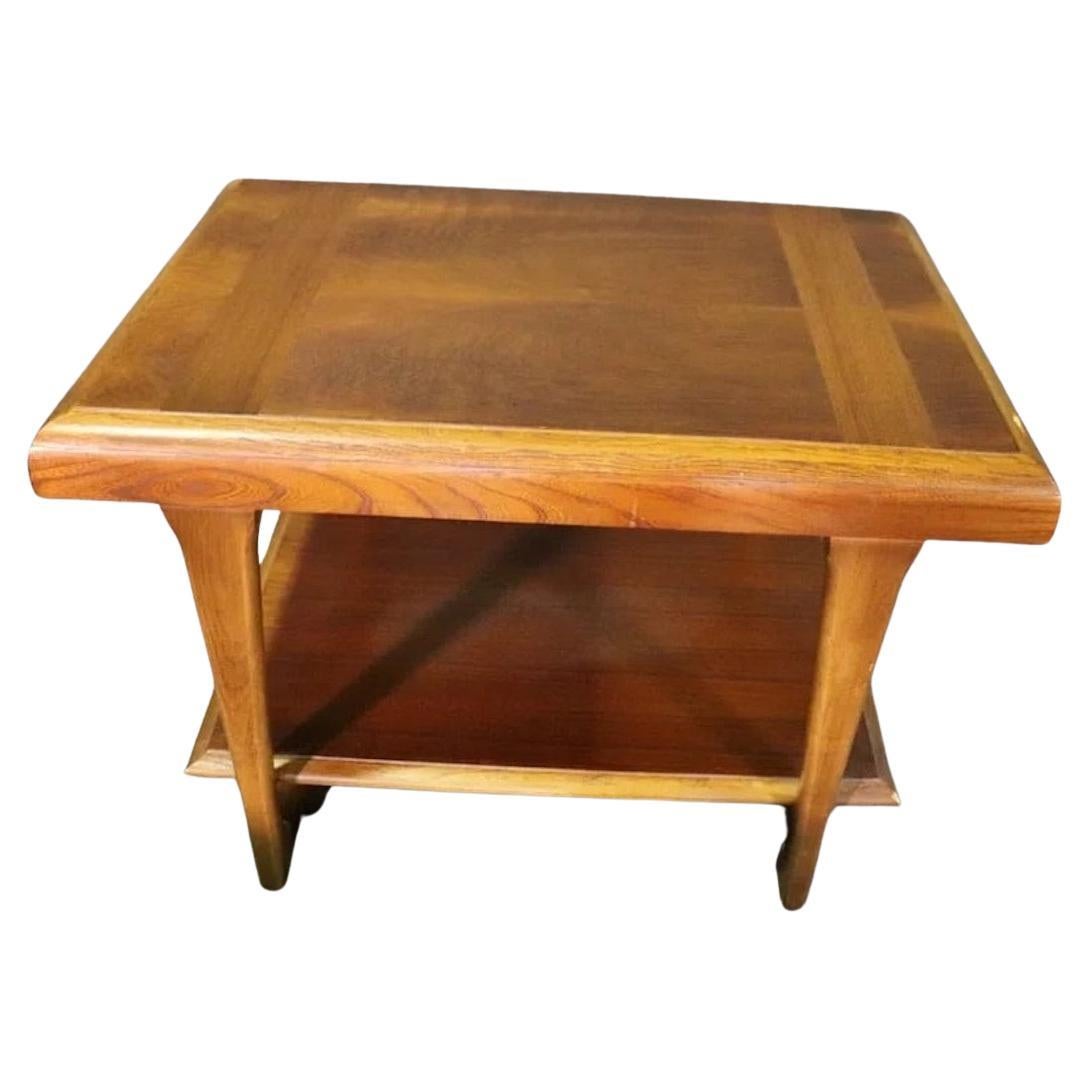 Lane Furniture Side Table For Sale