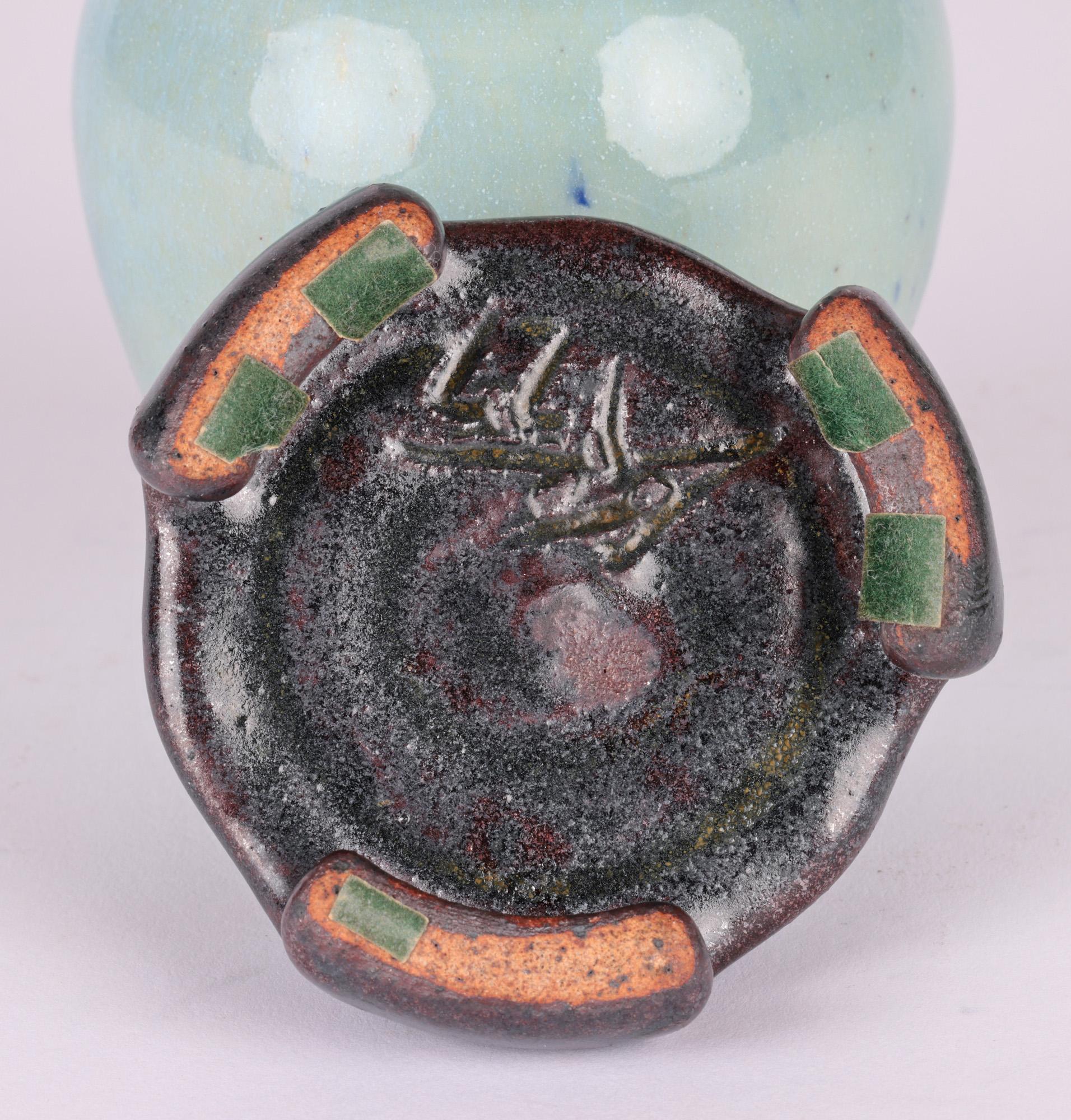 Vaso in ceramica canadese Studio Pottery di Lane Gordon Thorlaksson con supporto in vendita 5