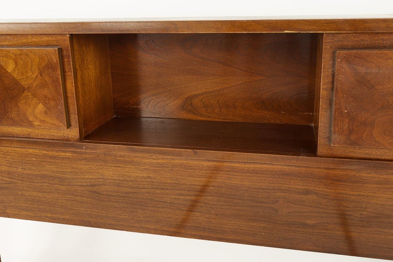 Lane Harlequin Style Mid Century Queen Storage Headboard at 1stDibs