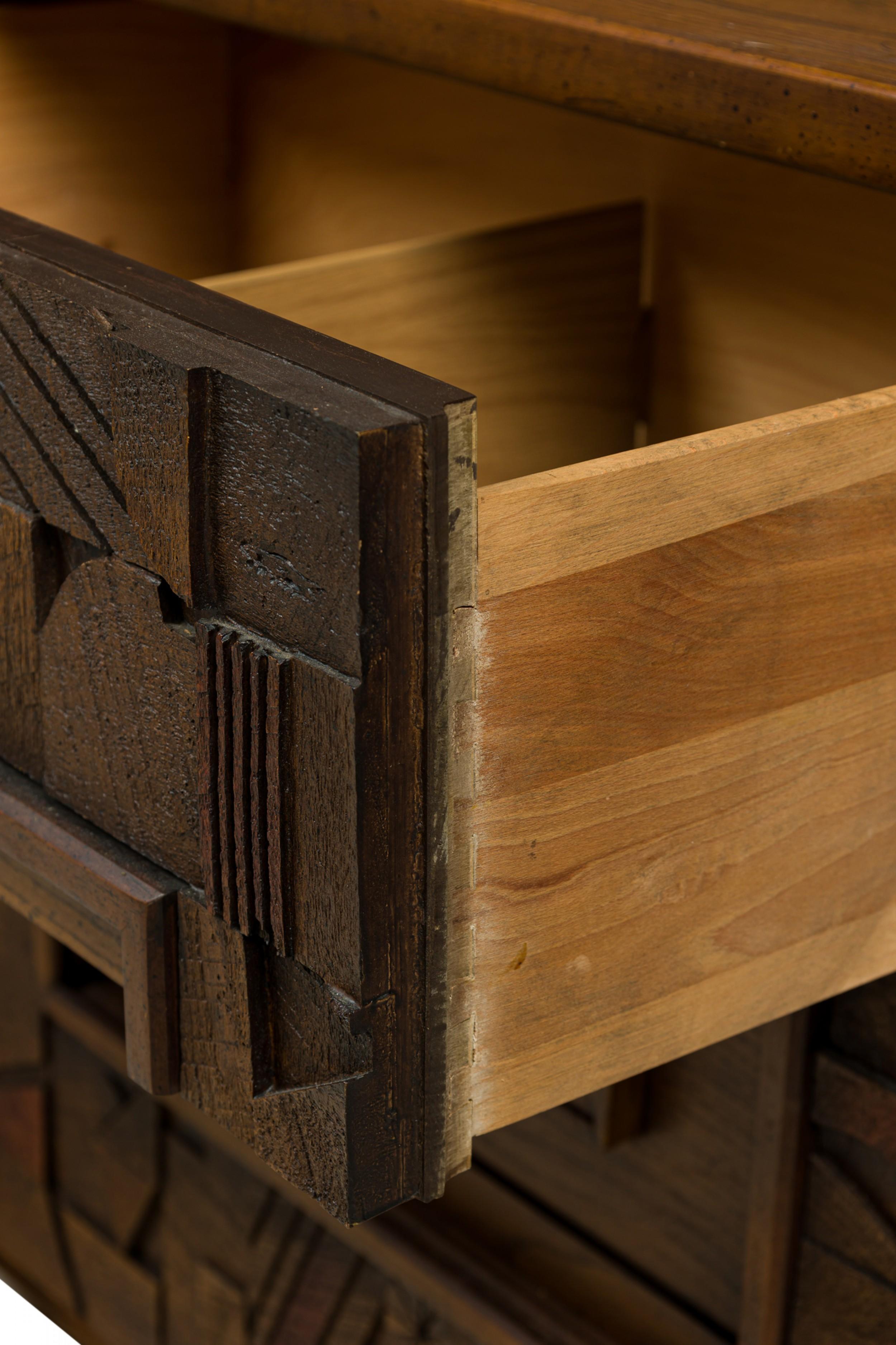 Lane Mid-Century American Modern Brutalist Carved Front Credenza / Sideboard For Sale 5