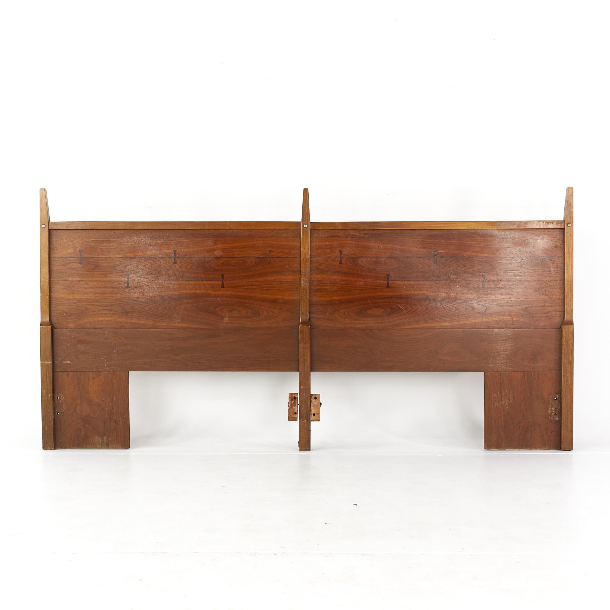 Lane Mid Century Bowtie Tuxedo walnut and Rosewood King headboard

This headboard measures: 81 wide x 1.75 deep x 40 inches high

All pieces of furniture can be had in what we call restored vintage condition. That means the piece is restored