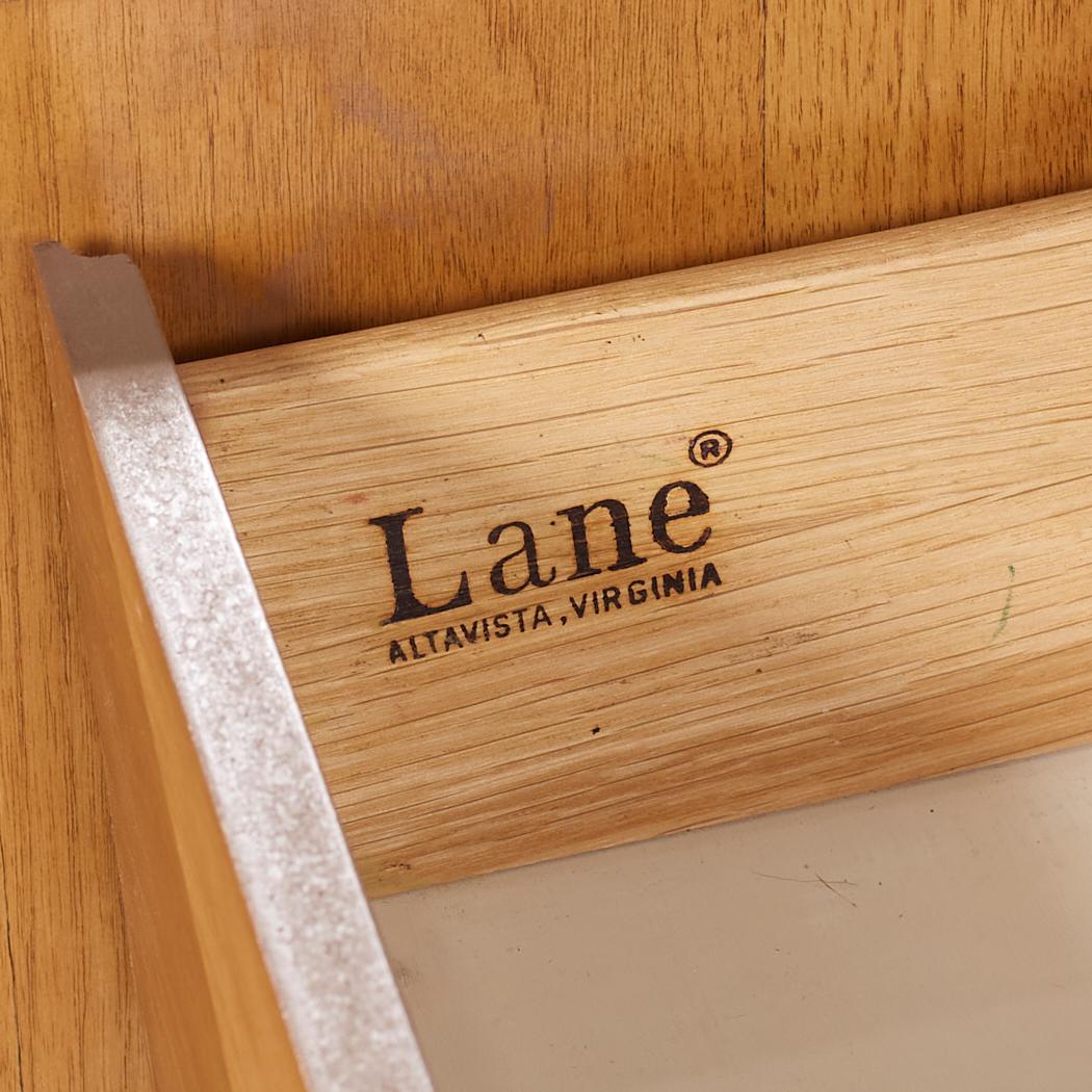 Lane Crédence et huche en bois d'ébène du milieu du siècle dernier en vente 7
