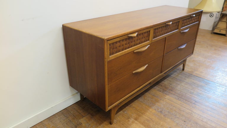 Lane Mid-Century Modern Dresser  1