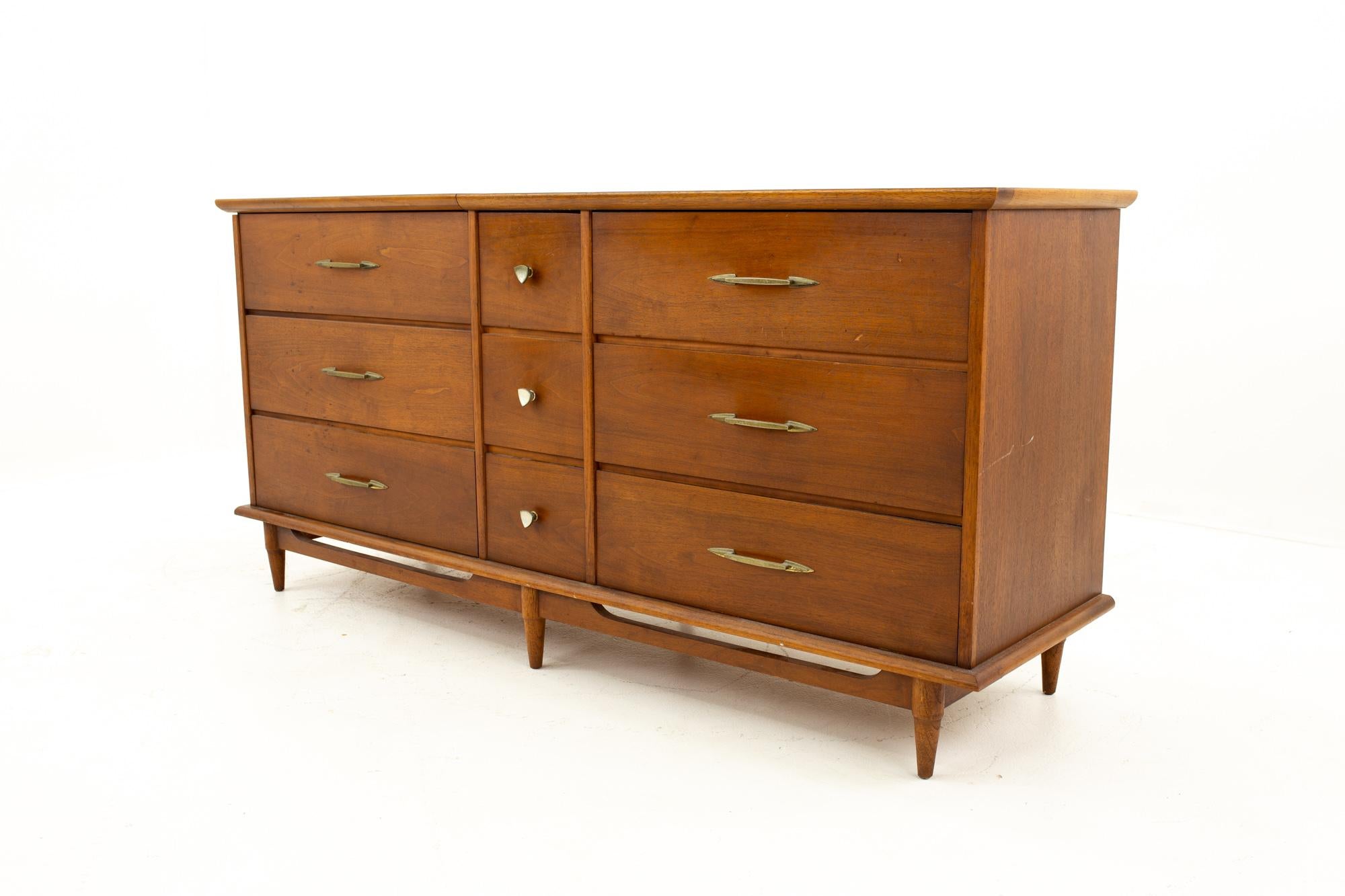 Lane Mid Century lowboy dresser with built in cedar chest

Dresser measures: 66 wide x 19 deep x 32 high

This price includes getting this piece in what we call restored vintage condition. That means the piece is permanently fixed upon purchase so