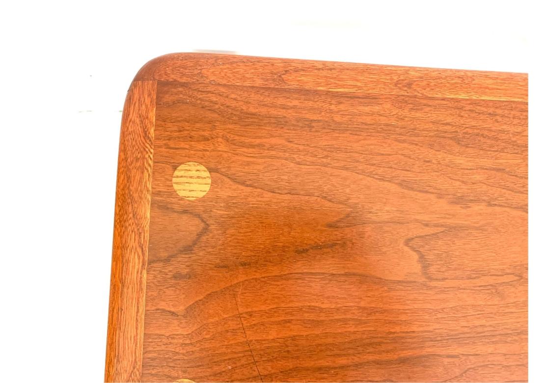 Lane Mid Century Modern Walnut Cross Banded Cocktail Table With Inlaid Dots For Sale 1