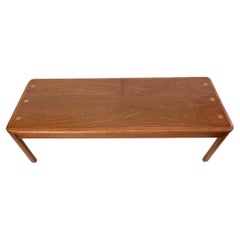 Lane Mid Century Modern Mesa de cóctel de nogal con bandas cruzadas e incrustaciones de puntos