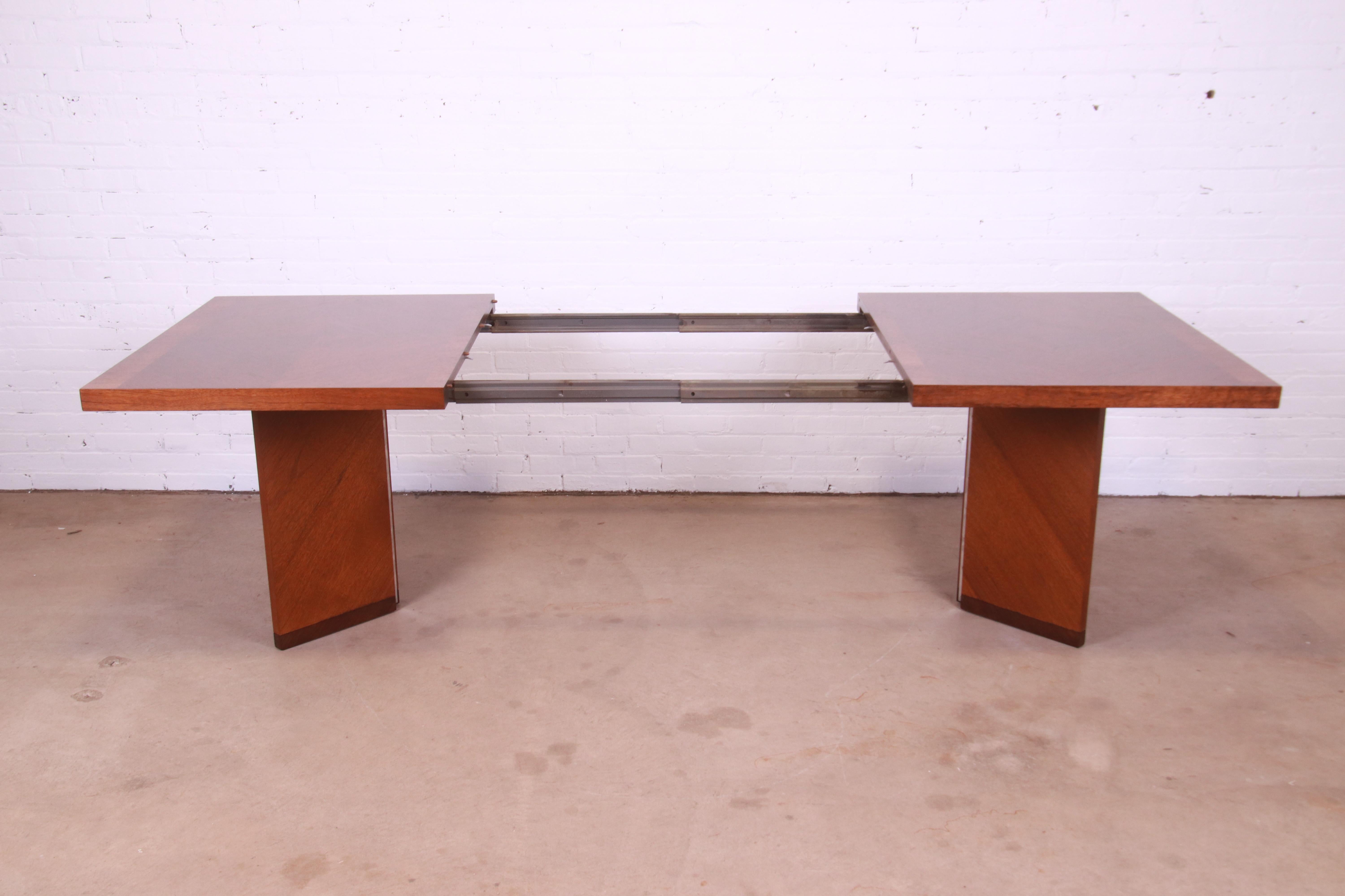 Lane Mid-Century Modern Walnut Double Pedestal Dining Table, Newly Refinished For Sale 3