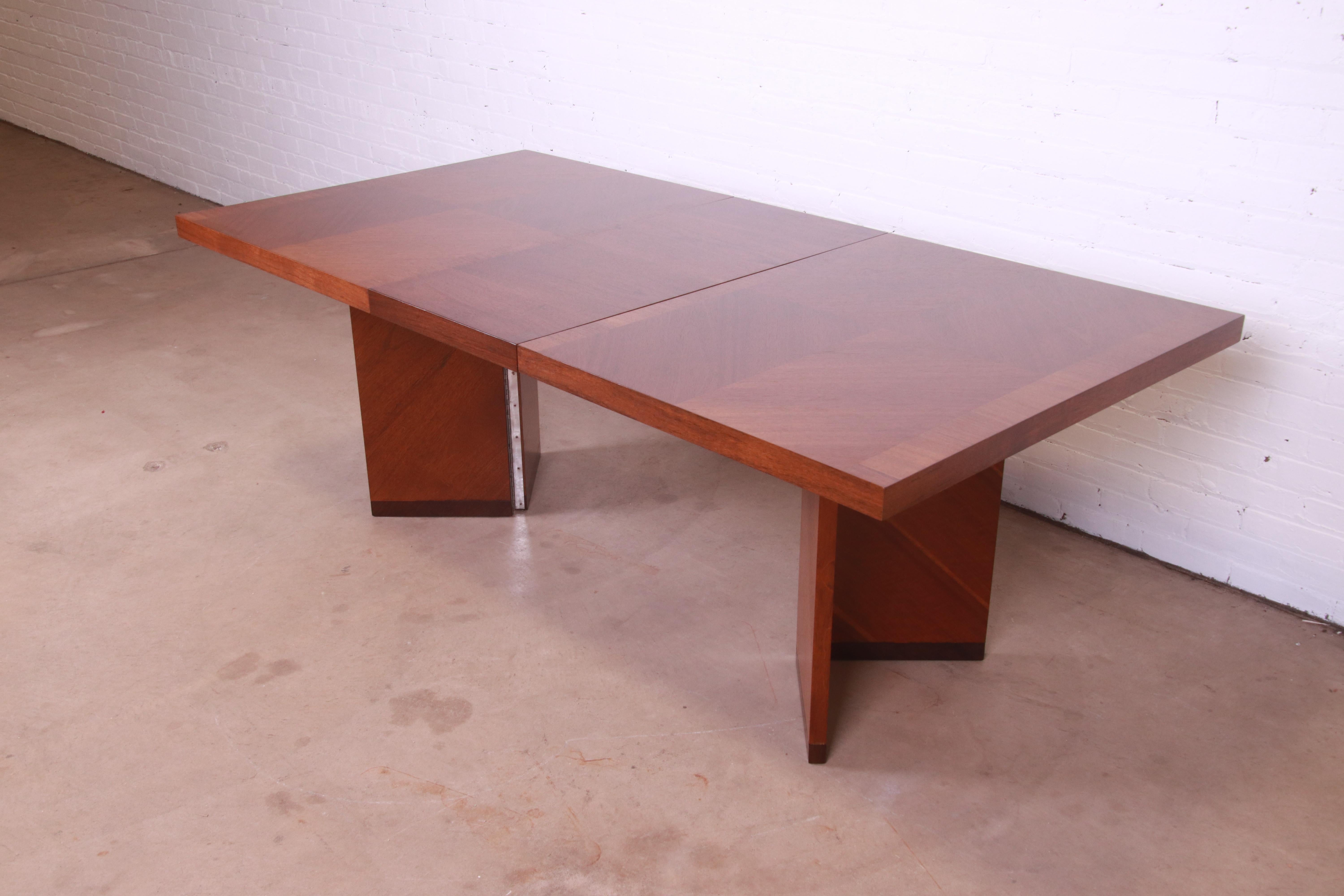 Lane Mid-Century Modern Walnut Double Pedestal Dining Table, Newly Refinished For Sale 6