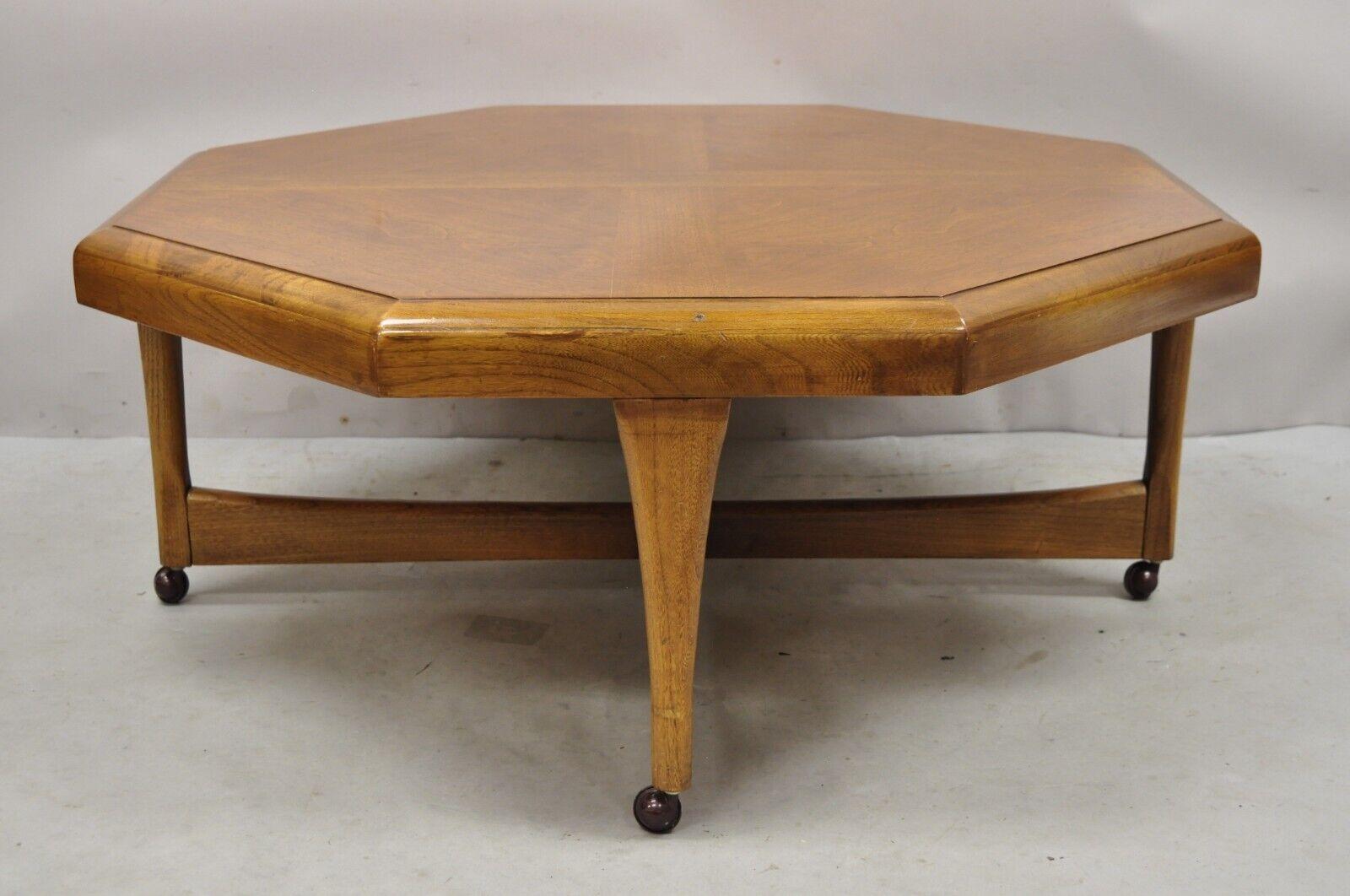 Lane Mid-Century Modern Walnut Octagonal Stretcher Base Coffee Table For Sale 3
