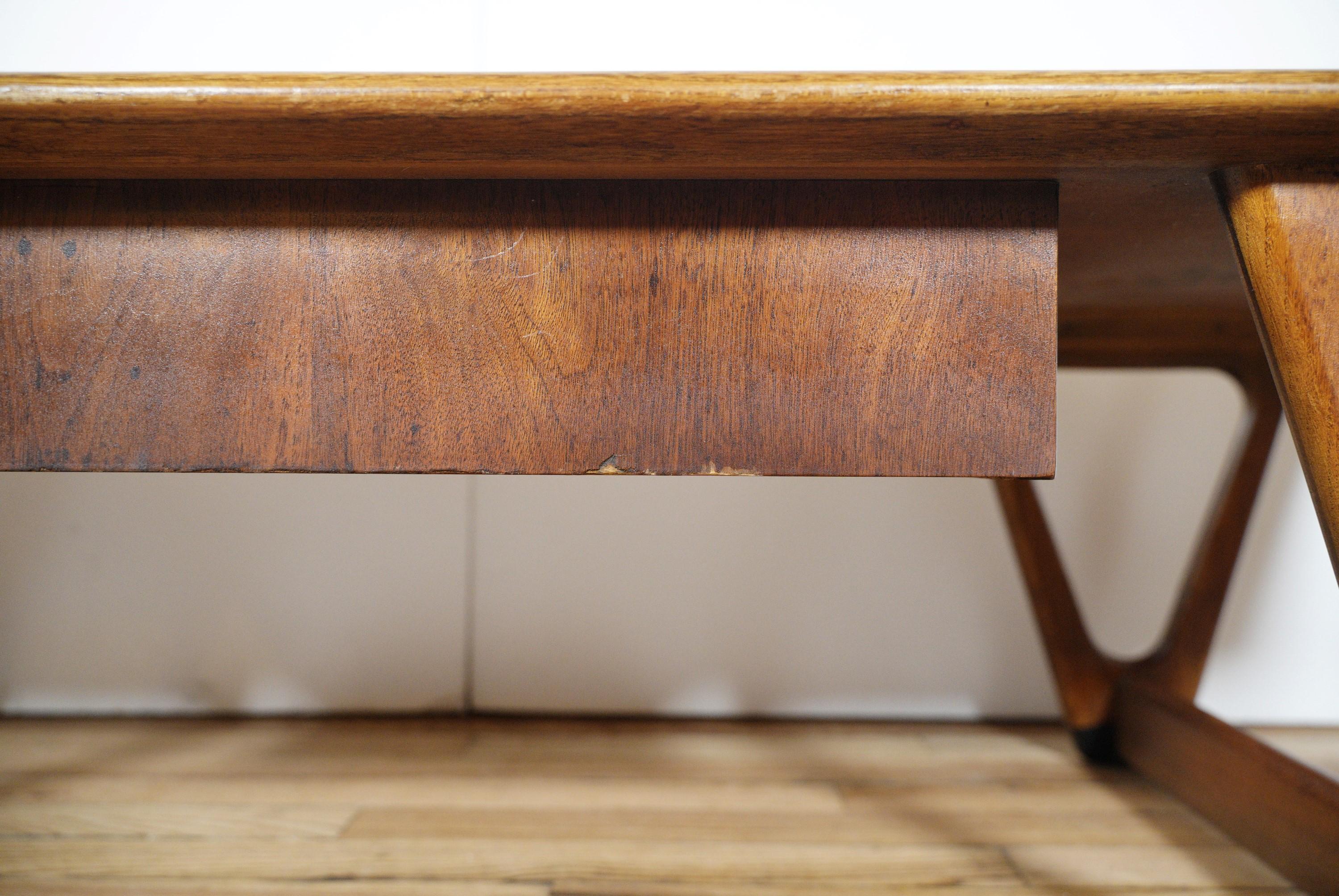Lane Mid-Century Modern Wood Woods Table basse avec tiroir en vente 6