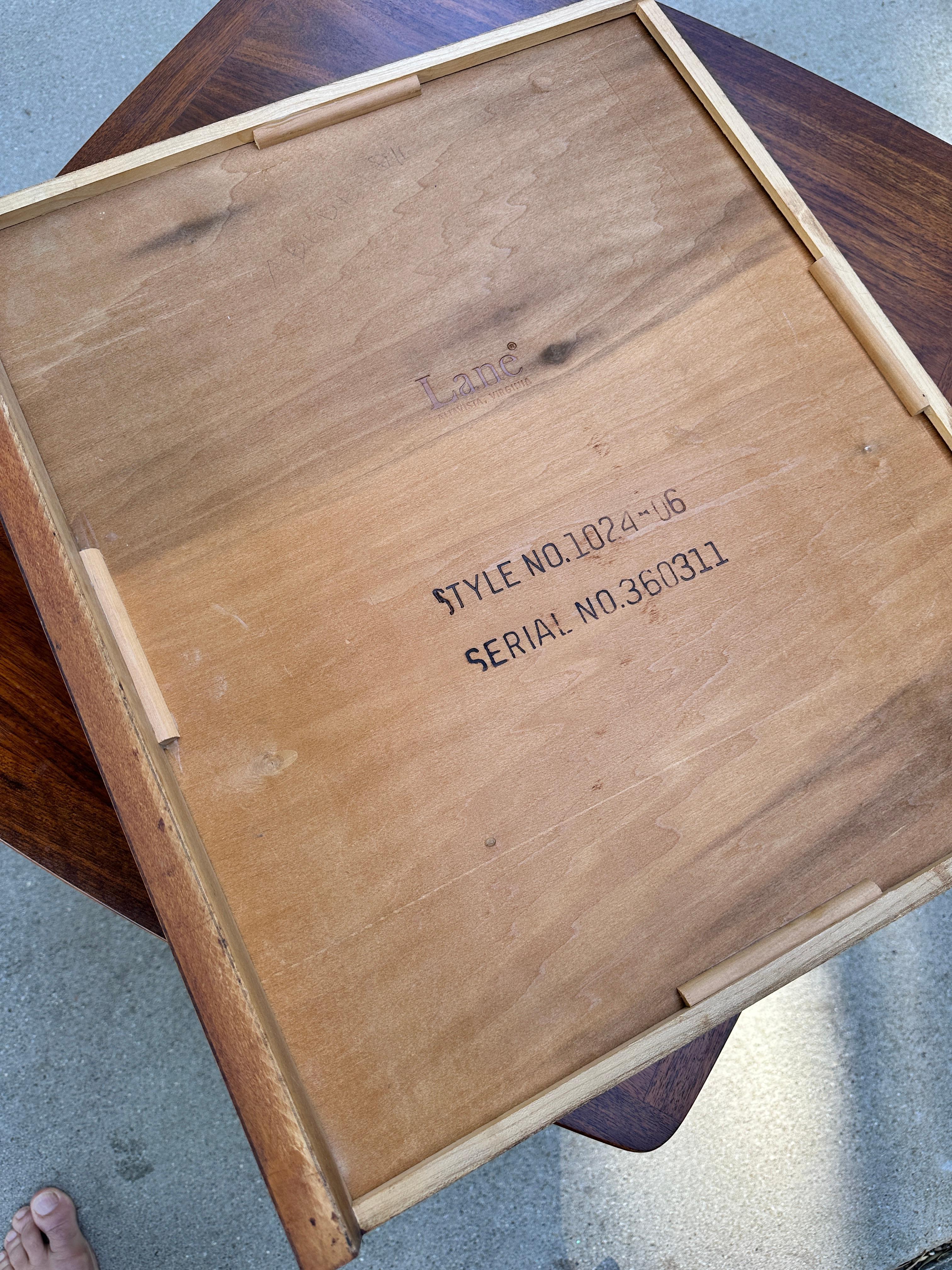 Lane Mid century nightstand with single drawer in walnut In Excellent Condition In Ventura, CA