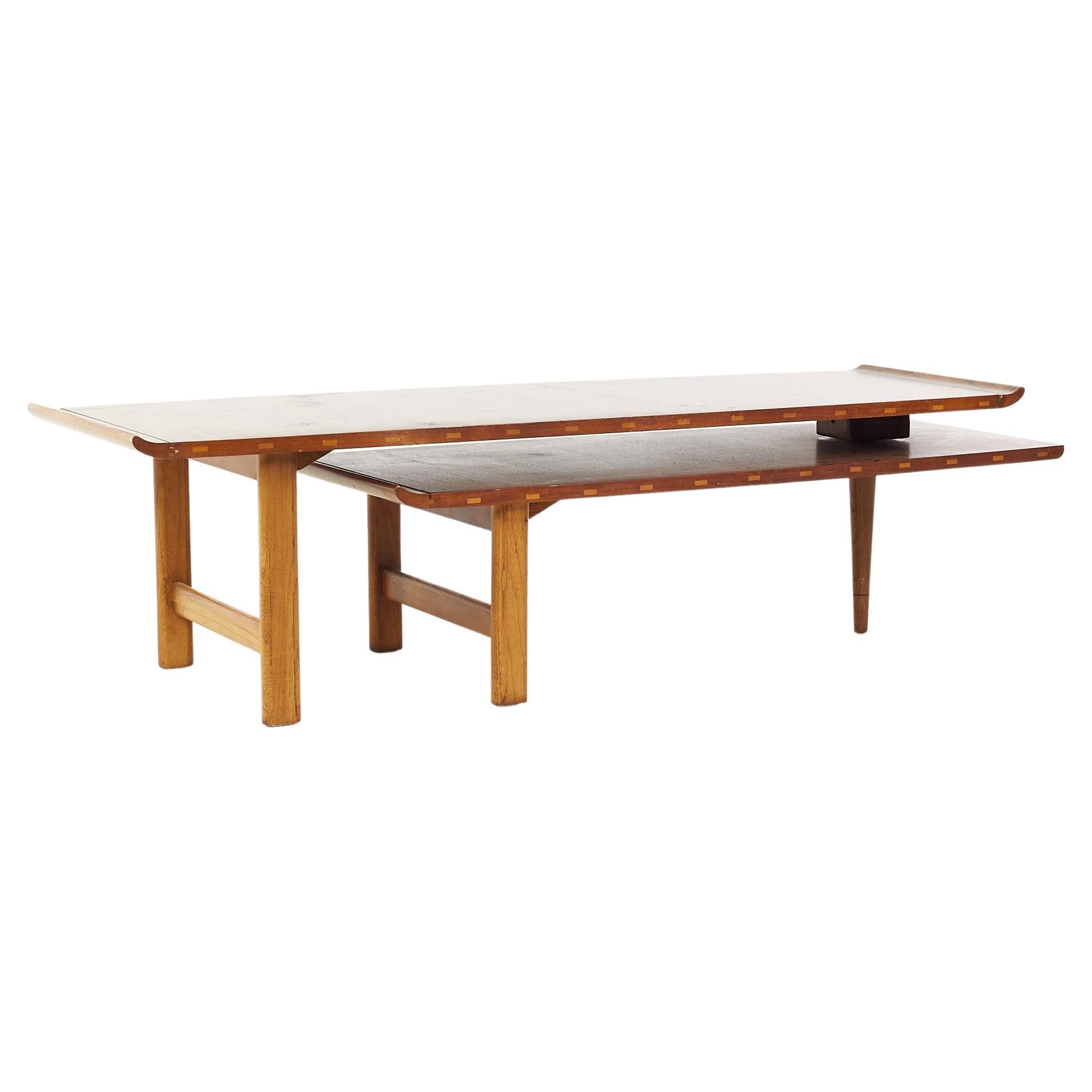 MidCentury Modern Two Tone Coffee Table By Lane For Sale at 1stDibs