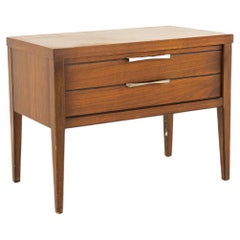 American More Furniture and Collectibles