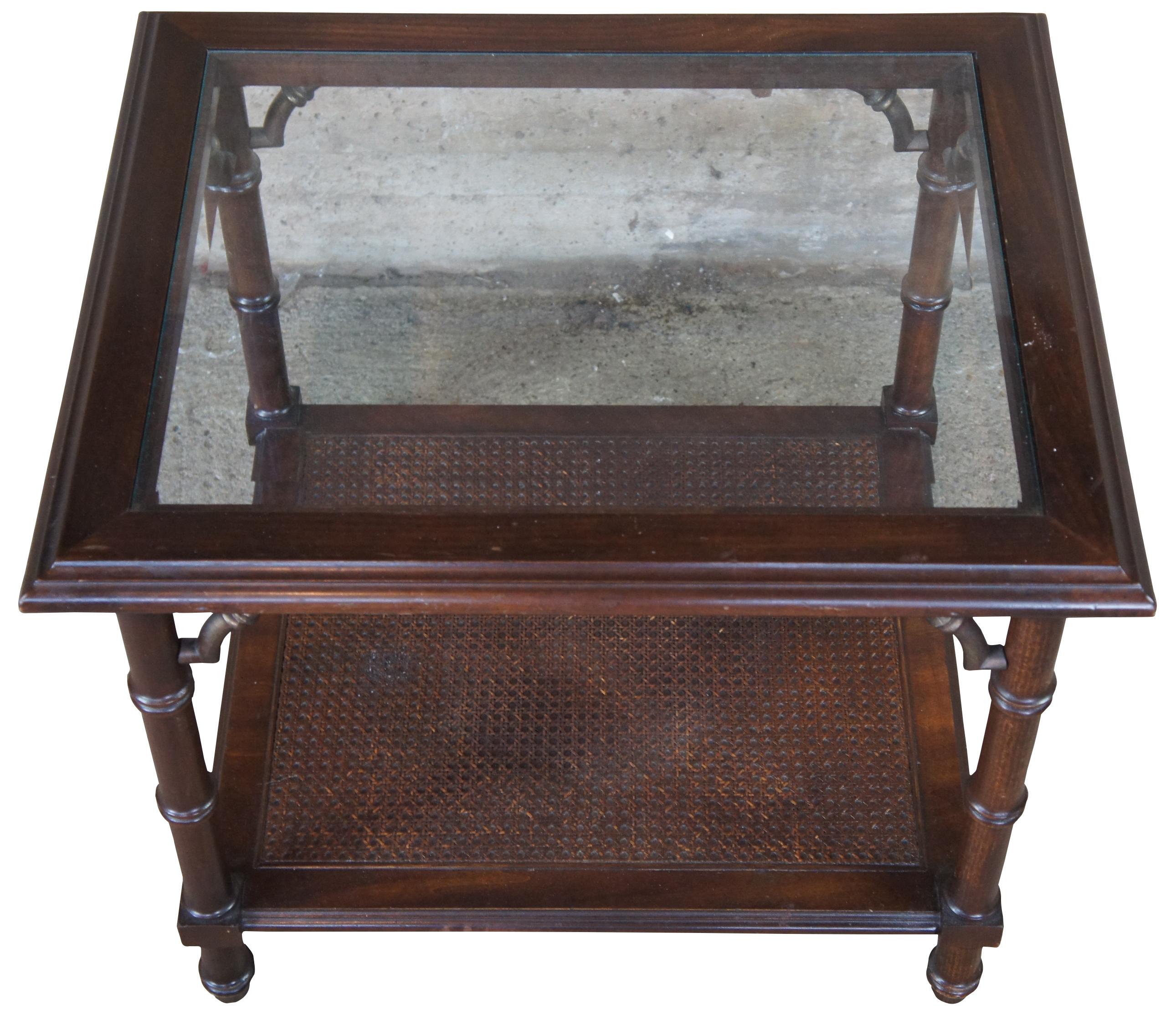 Lane Mid Century Walnut 2 Tier Chinese Chippendale Bamboo Glass Caned Side Table In Good Condition In Dayton, OH