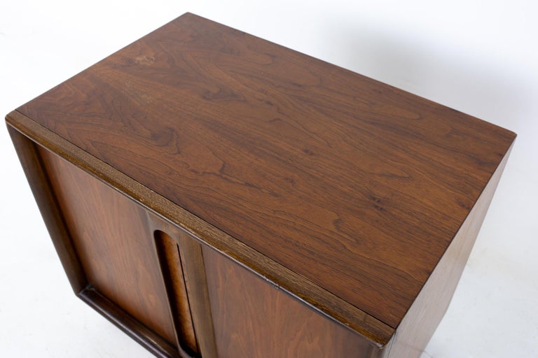 Lane Mid Century Walnut and Burlwood Nightstand at 1stDibs