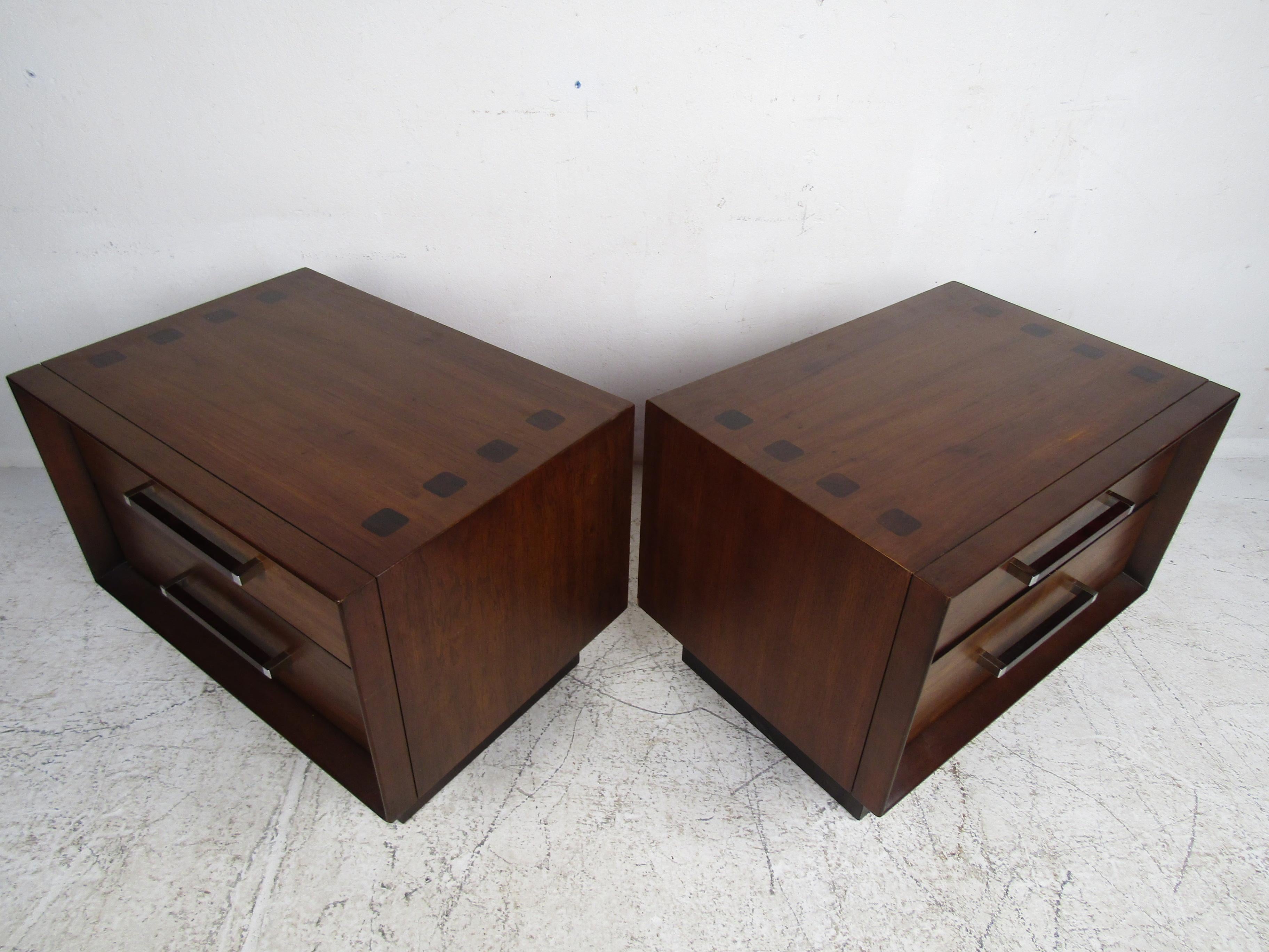 Mid-Century Modern Lane Nightstands