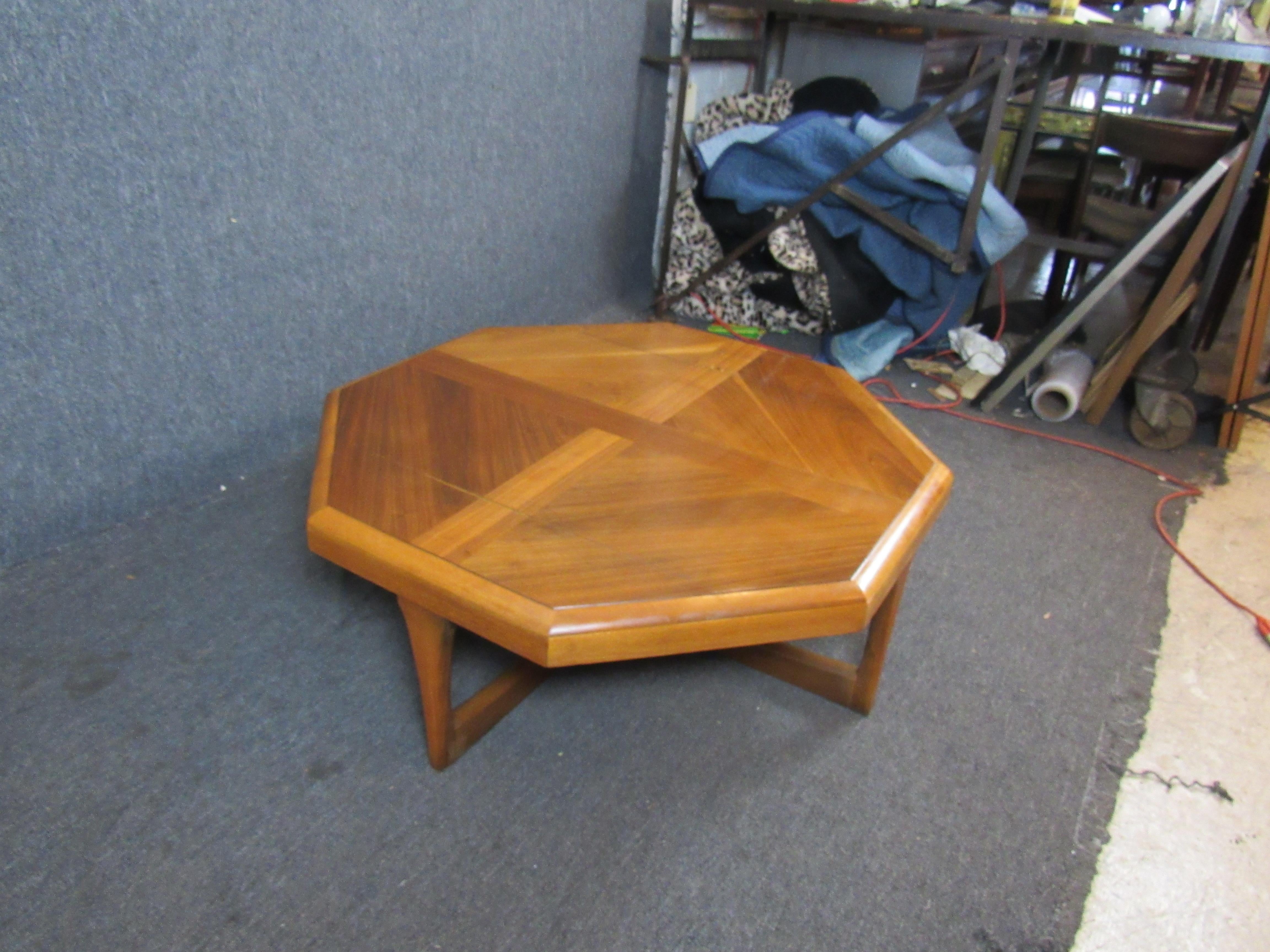 Lane Octagonal Walnut & Oak Table In Good Condition For Sale In Brooklyn, NY
