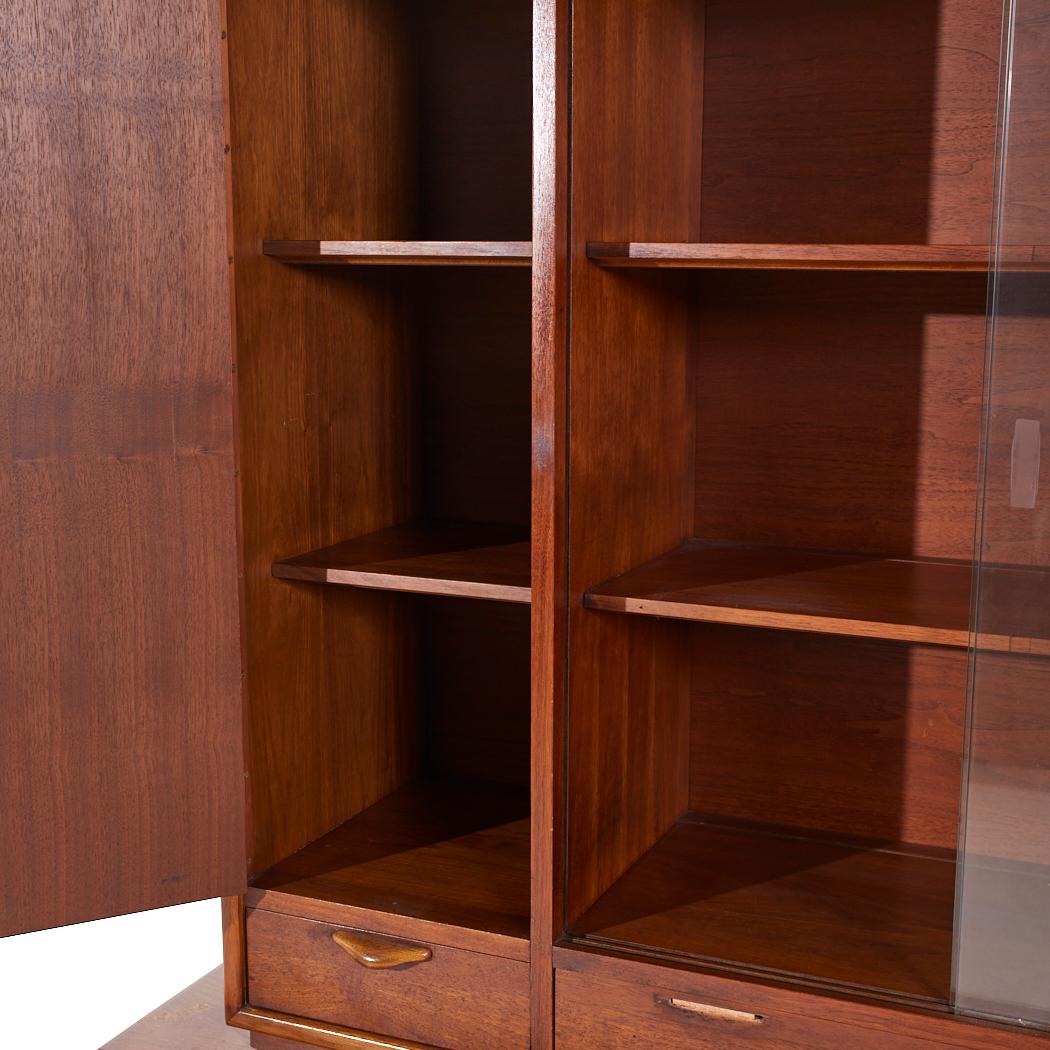 Lane Perception Mid Century Buffet and Hutch For Sale at 1stDibs