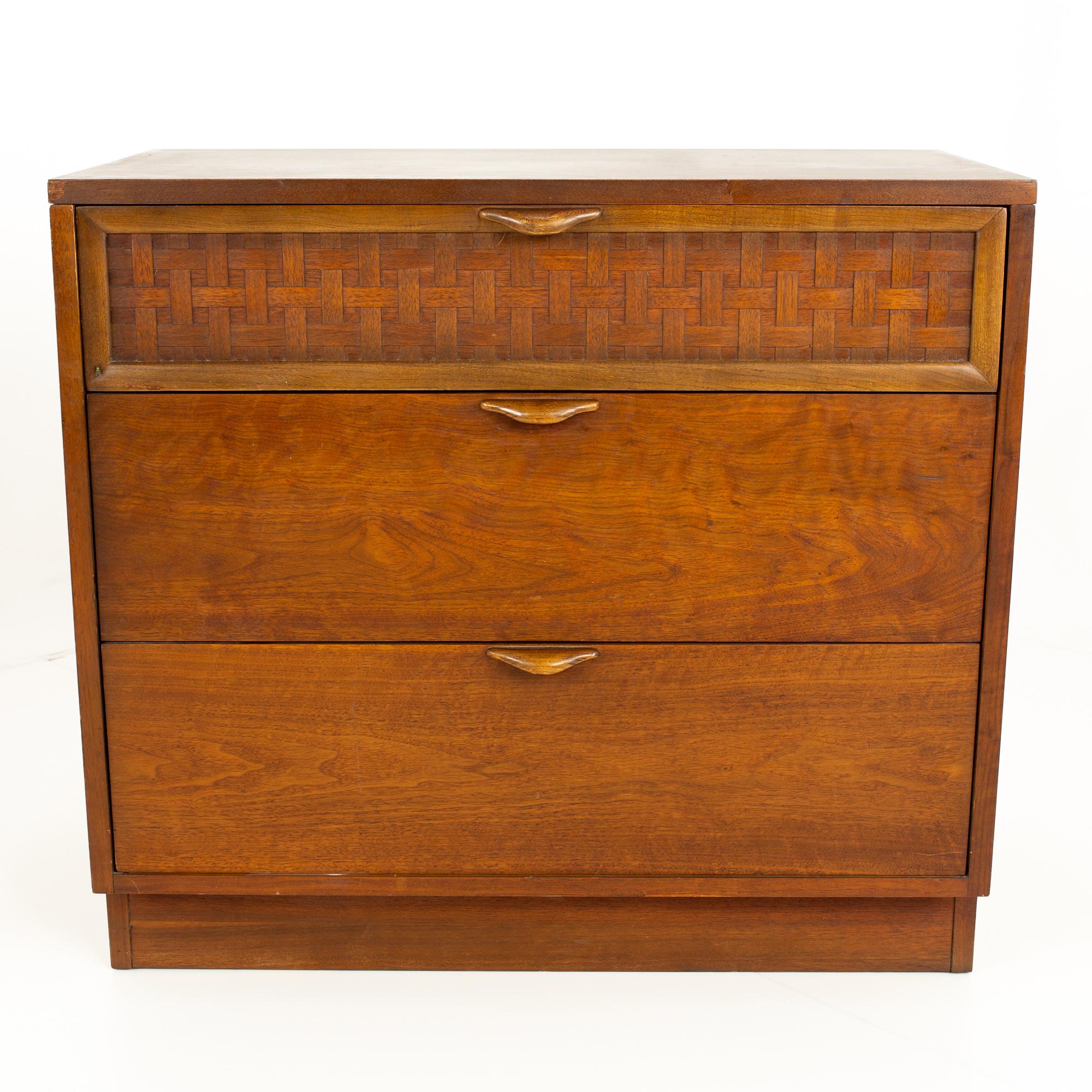 Lane Perception mid century Formica 3 drawer dresser chest 

This chest measures: 32 wide x 18 deep x 29.25 inches high 

All pieces of furniture can be had in what we call restored vintage condition. That means the piece is restored upon