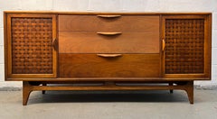 Lane "Perception" Mid-Century Modern Credenza