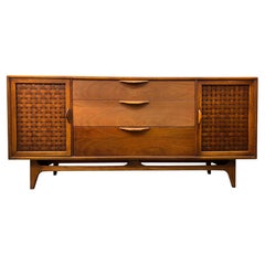 Lane "Perception" Mid-Century Modern Credenza