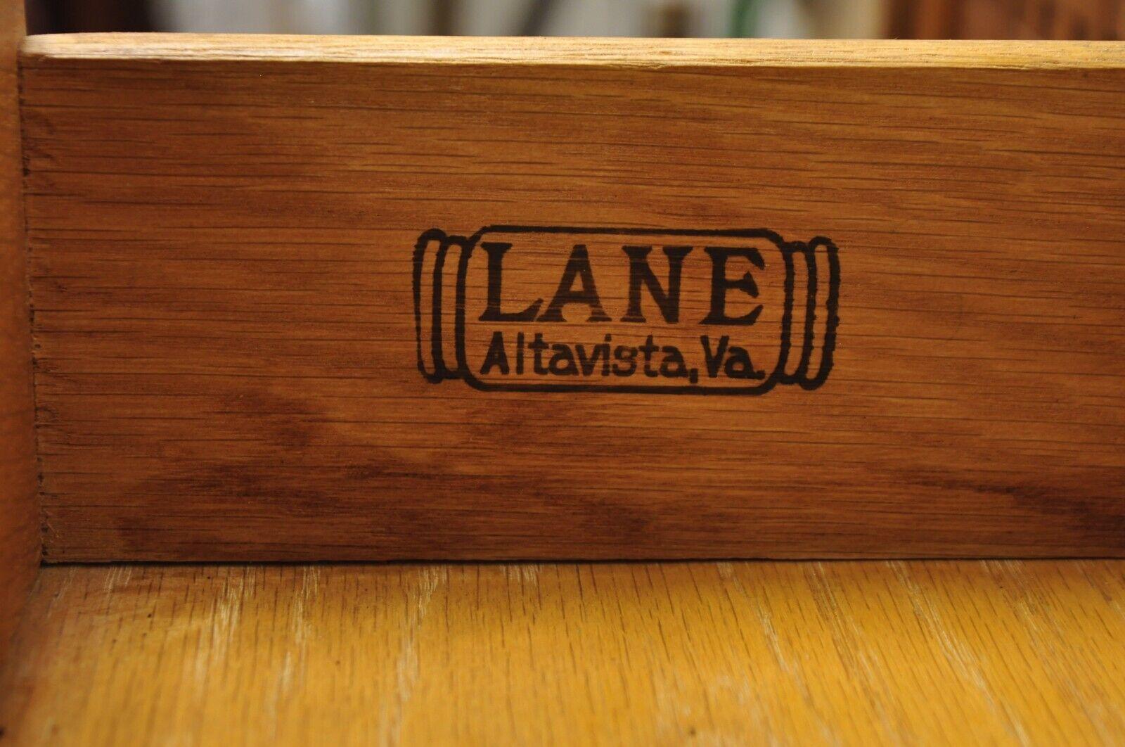 Lane Perception Mid-Century Modern Oak Wood Lattice Long Dresser Credenza For Sale 4
