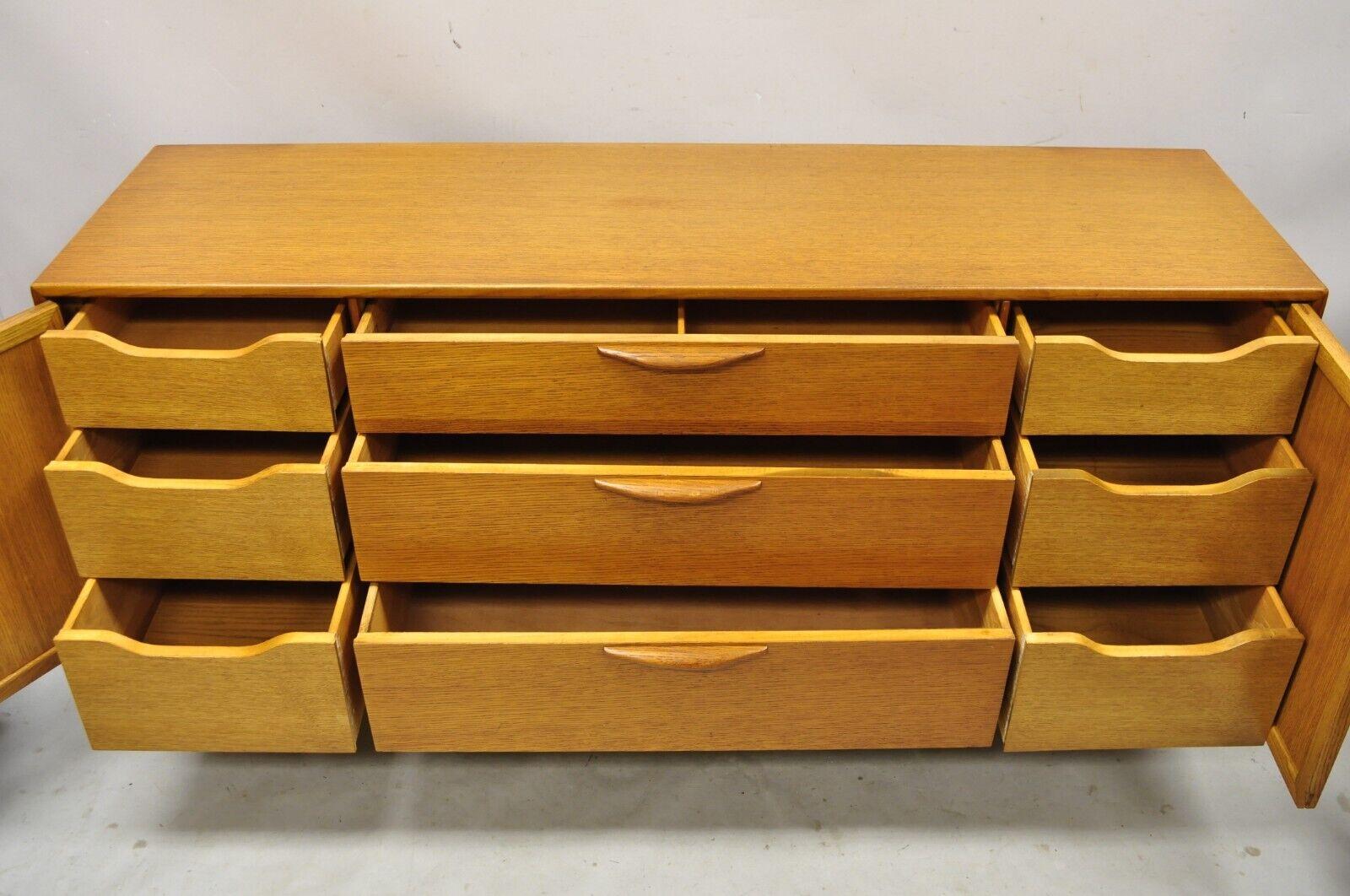 credenza long