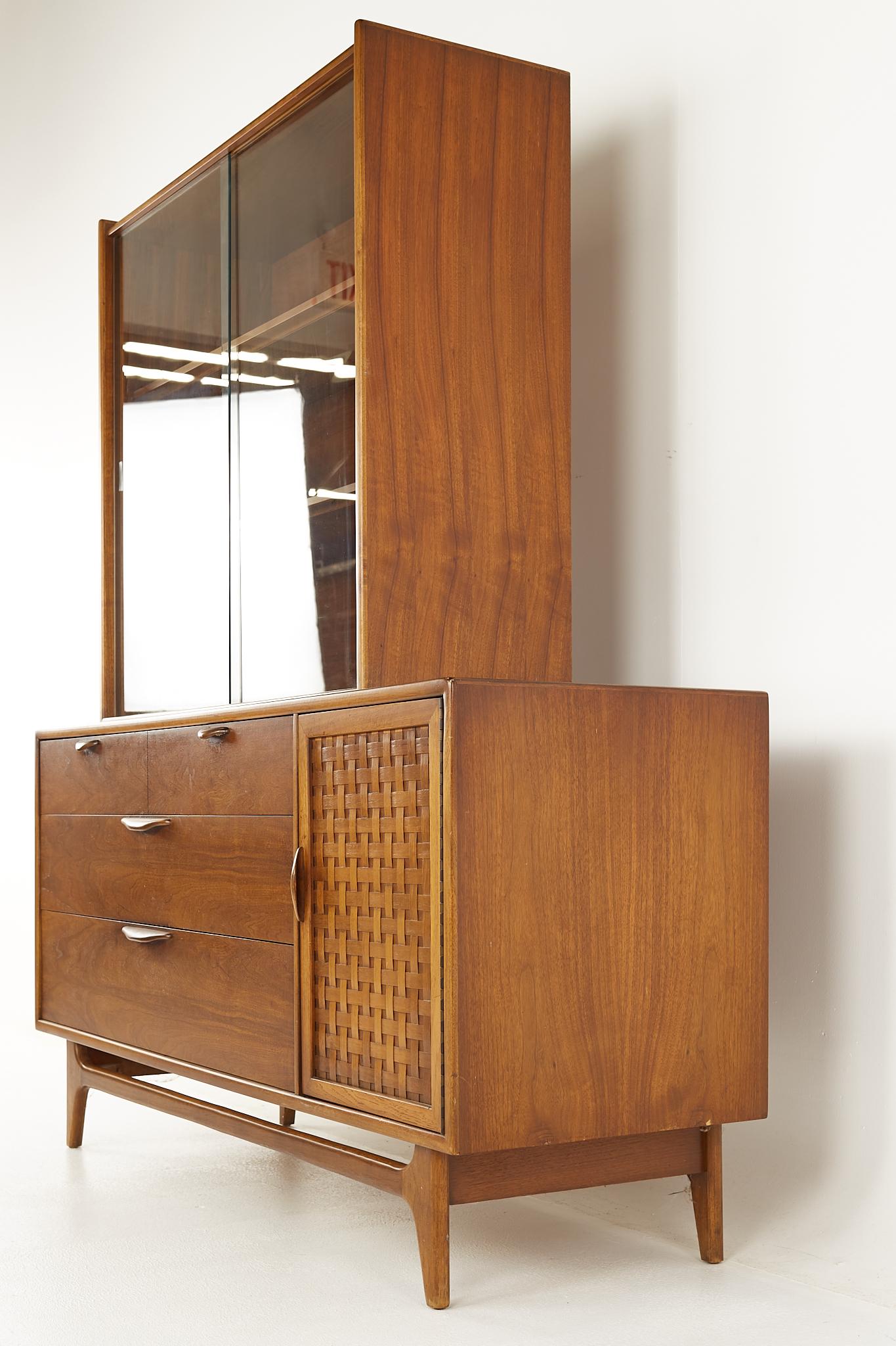 Mid-Century Modern Lane Perception Mid Century Sideboard Credenza Buffet with Hutch