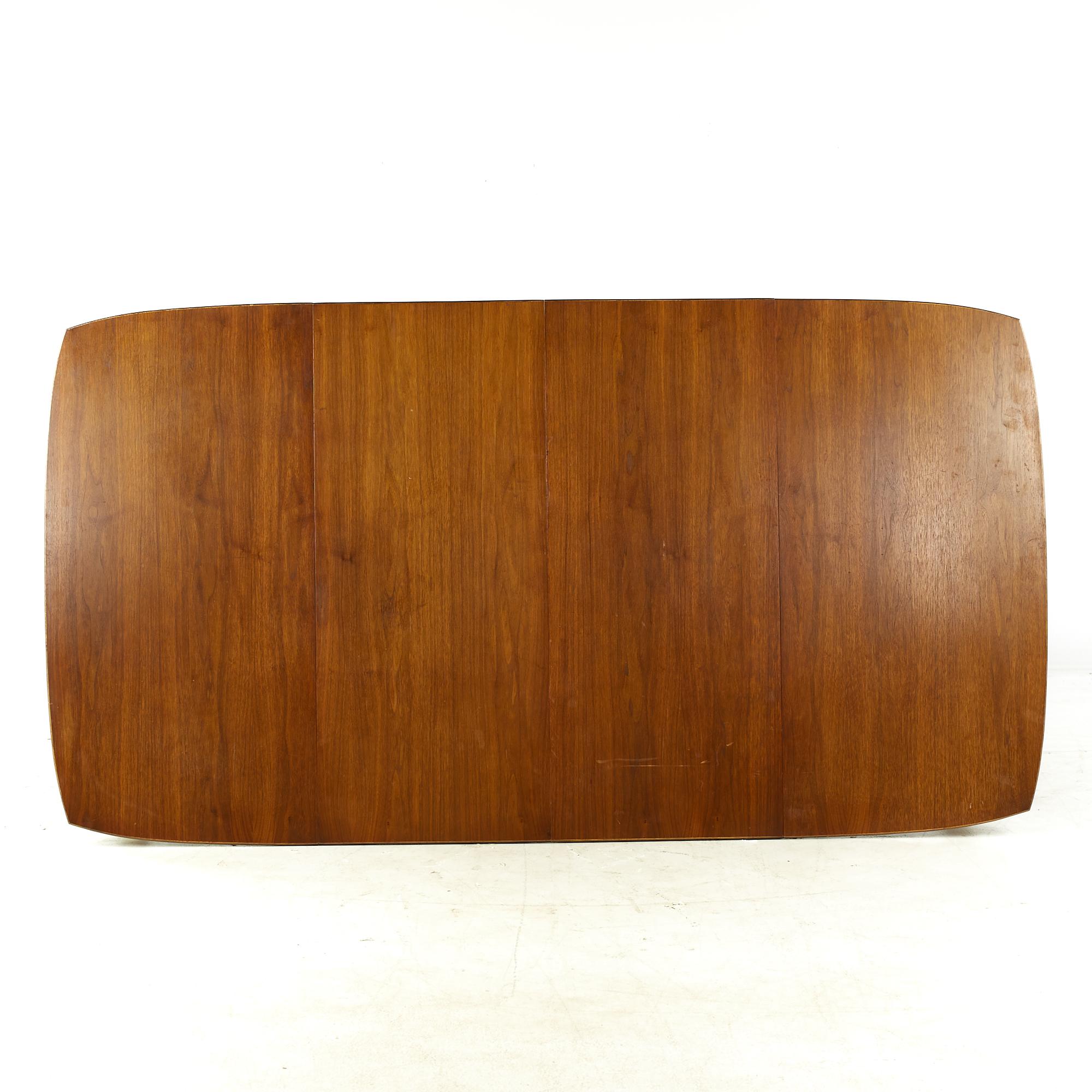Lane Perception Mesa de comedor extensible de nogal de mediados de siglo con 2 tableros en venta 6