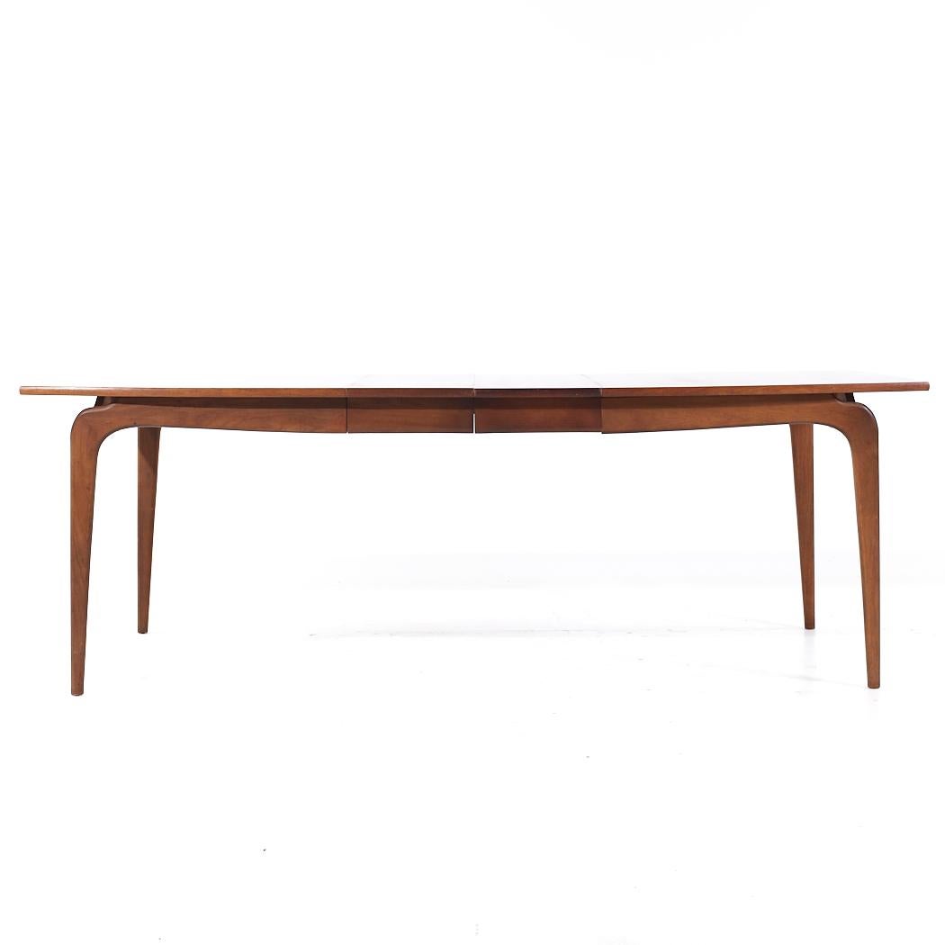 Lane Perception Mid Century Walnut Expanding Dining Table with 3 Leaves For Sale 5
