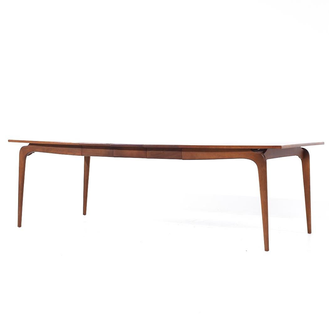 Lane Perception Mid Century Walnut Expanding Dining Table with 3 Leaves For Sale 9