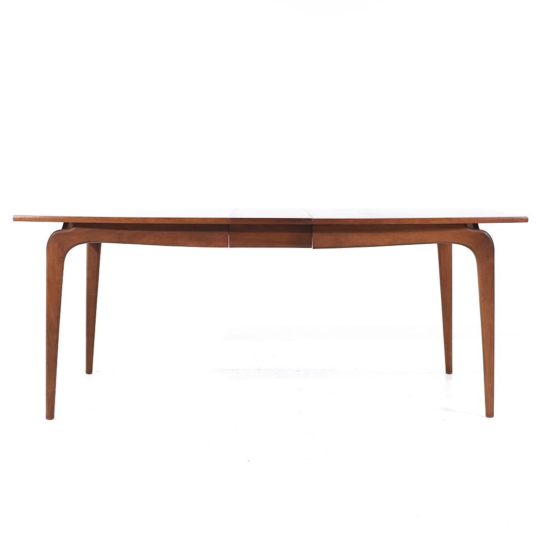 Lane Perception Mid Century Walnut Expanding Dining Table with 3 Leaves For Sale 2