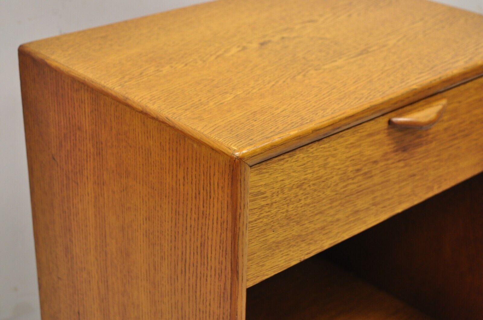 Lane Perception Oak Mid-Century Modern One Drawer Nightstand Side Table For Sale 2
