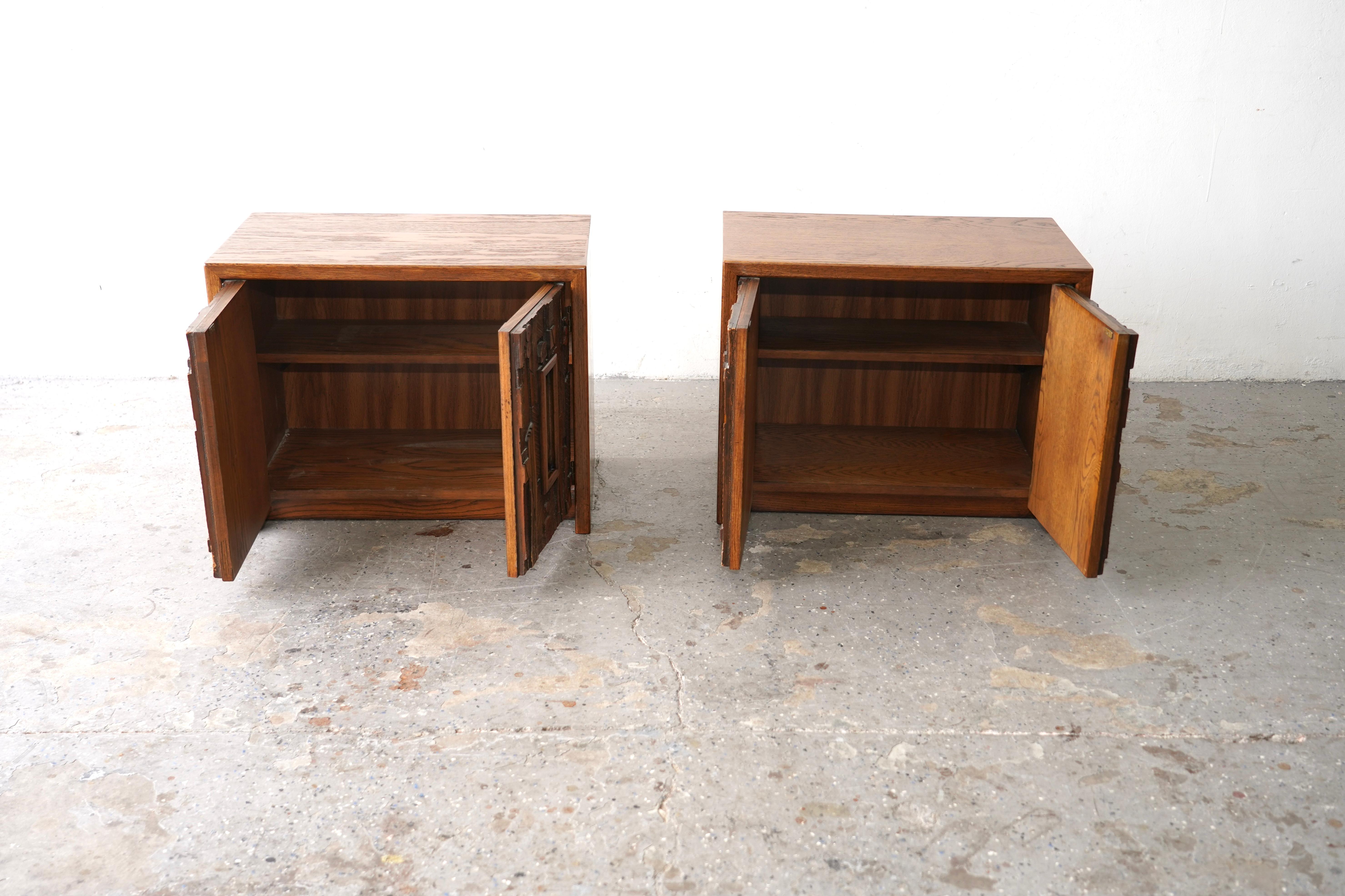 Late 20th Century Lane “Pueblo” Mid-Century Modern  Paul Evans Style  Brutalist Nightstands For Sale