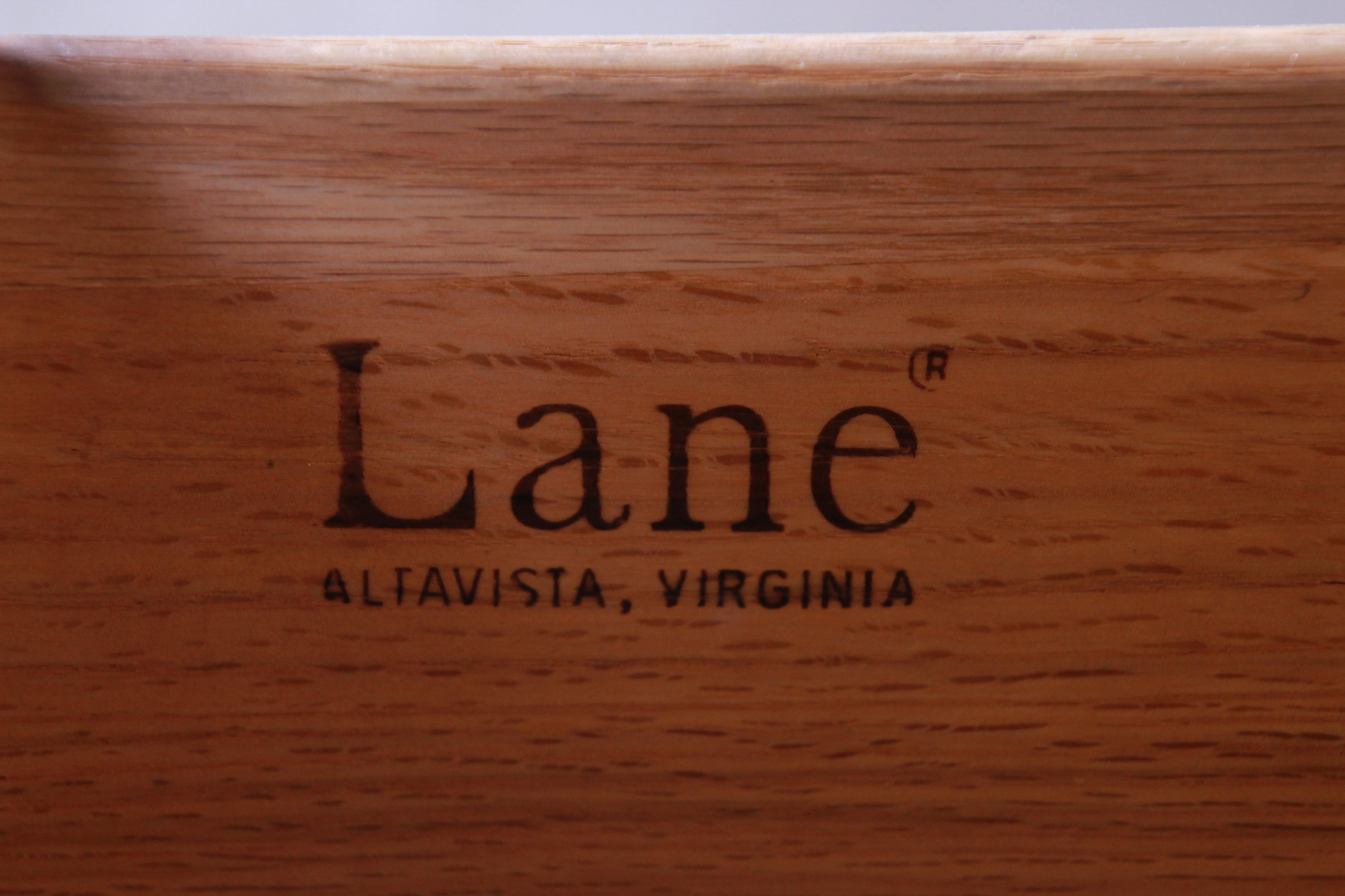 Lane Rhythm Mid-Century Modern Sculpted Walnut Nightstand, 1960s 1