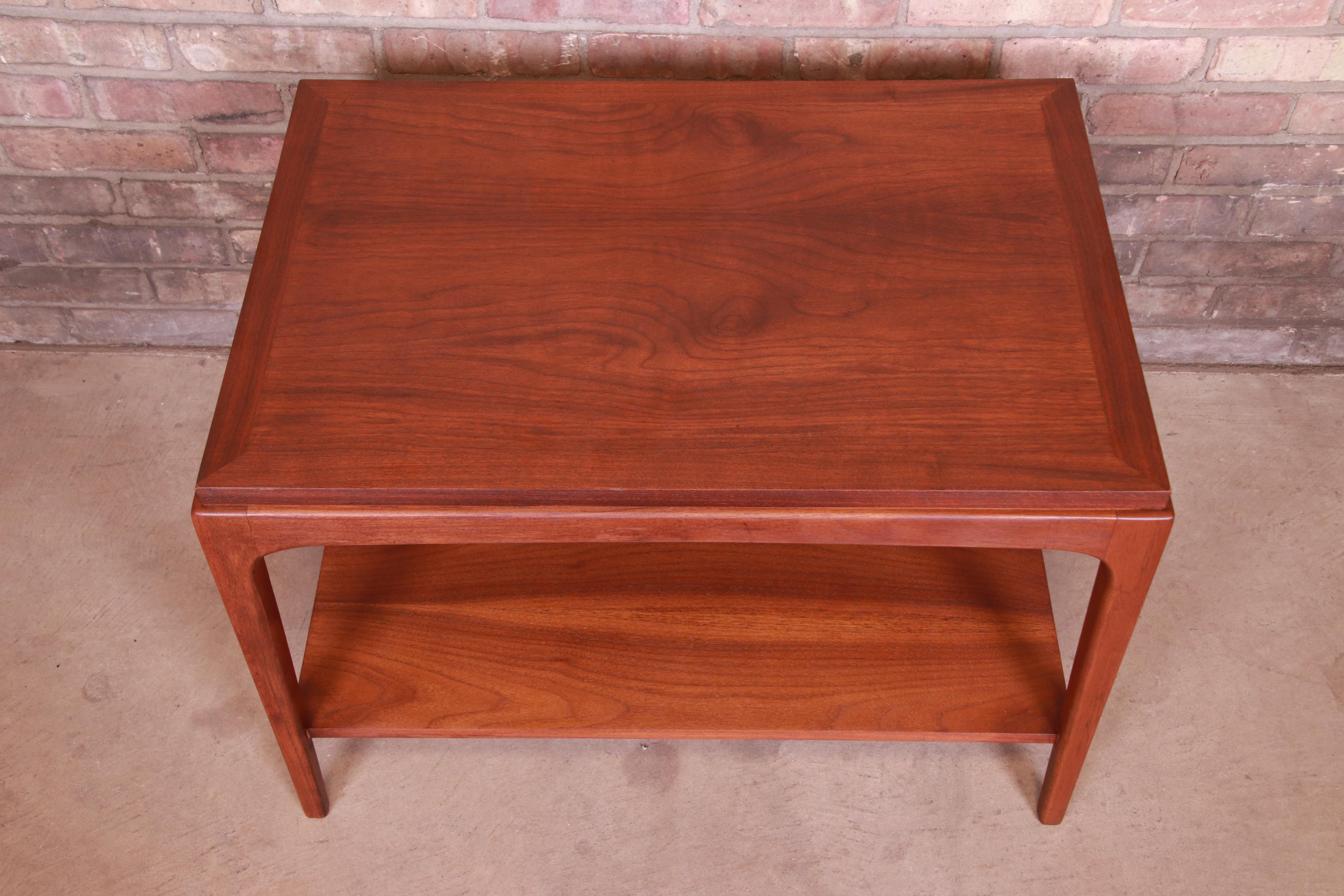 Mid-20th Century Lane Rhythm Mid-Century Modern Sculpted Walnut Side Table, Newly Refinished