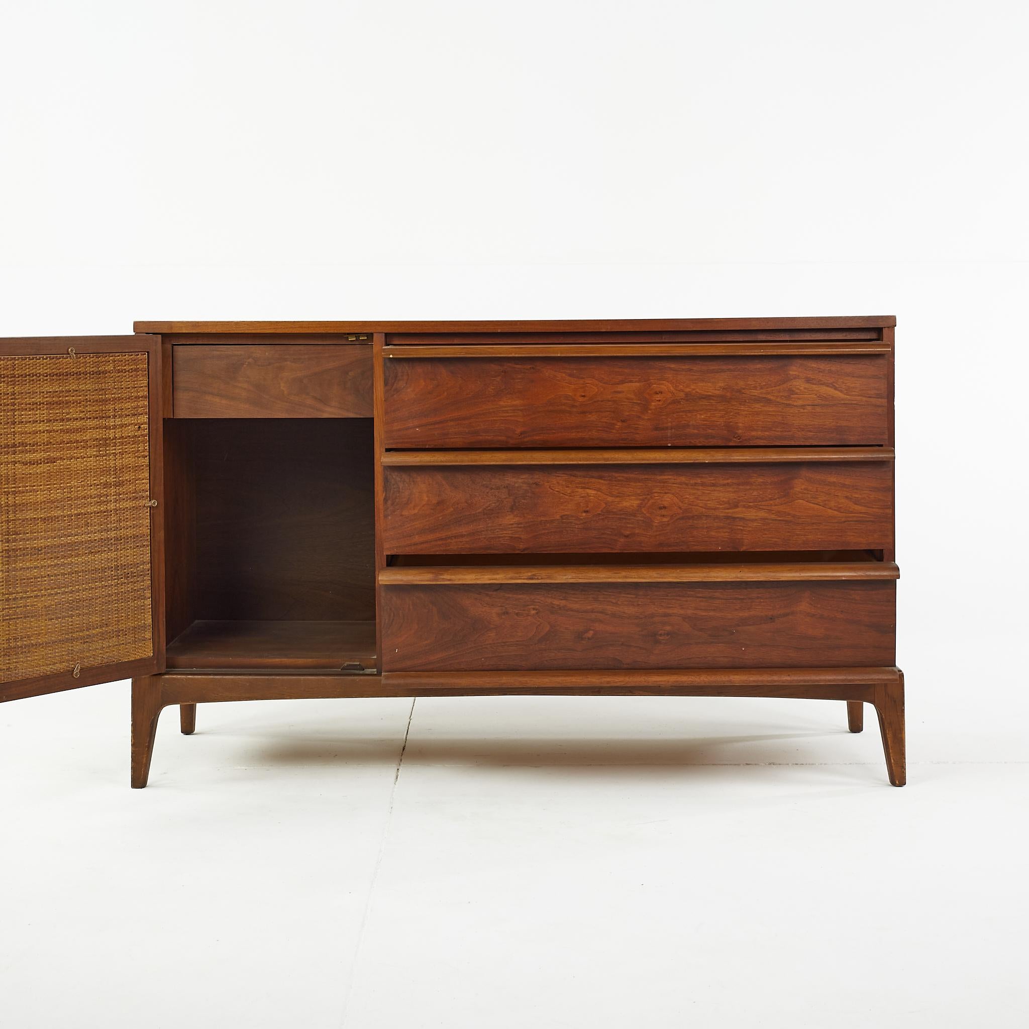 Lane Rhythm Mid-Century Reversible Door Walnut and Cane Buffet For Sale 3