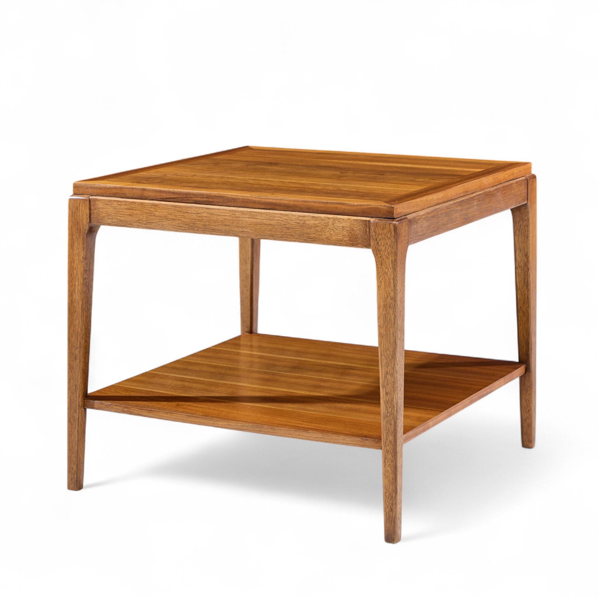 Mid-Century Modern VENDU 01/15/24 Lane Rhythm Mid Century Square Walnut Side End Table en vente