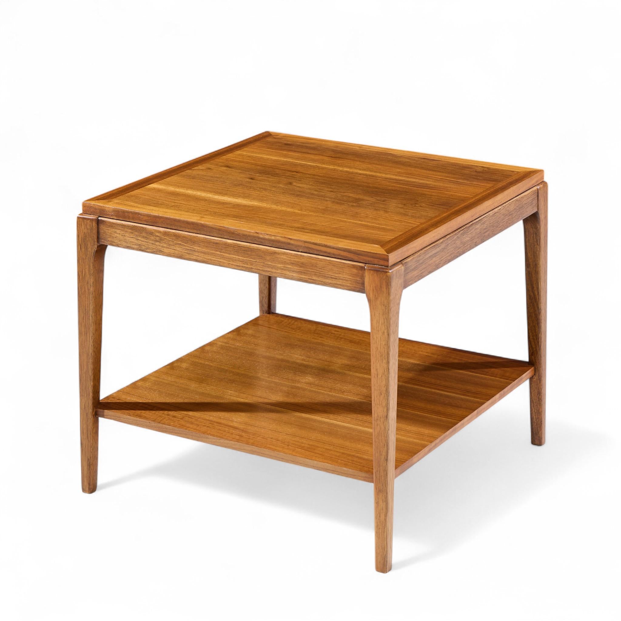 VENDU 01/15/24 Lane Rhythm Mid Century Square Walnut Side End Table en vente 1