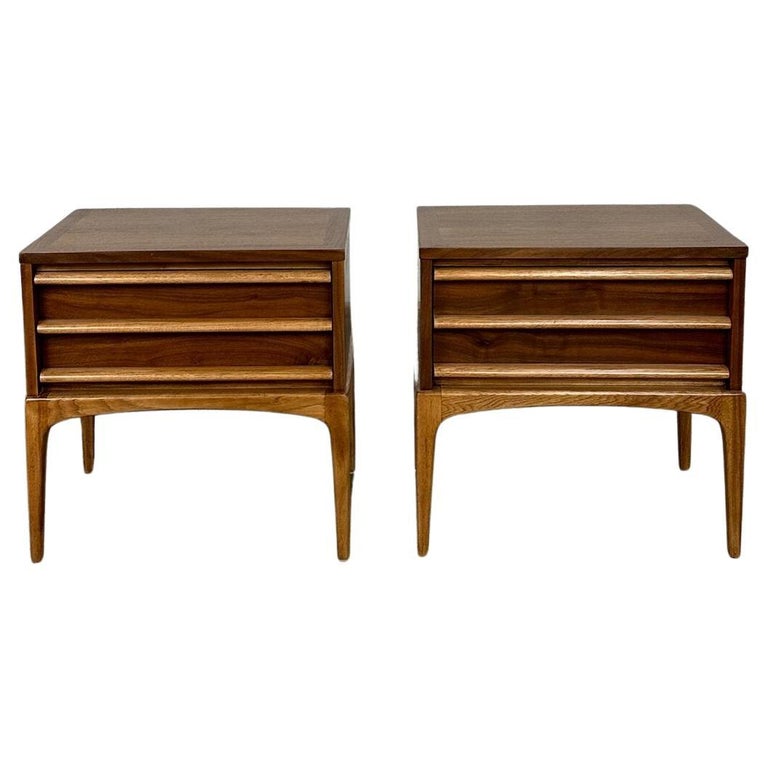 Lane Rhythm Nightstands, Pair For Sale at 1stDibs