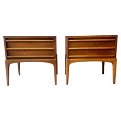 Lane Rhythm Paul McCobb Style Pair of Walnut Nightstands, Mid-Centruy